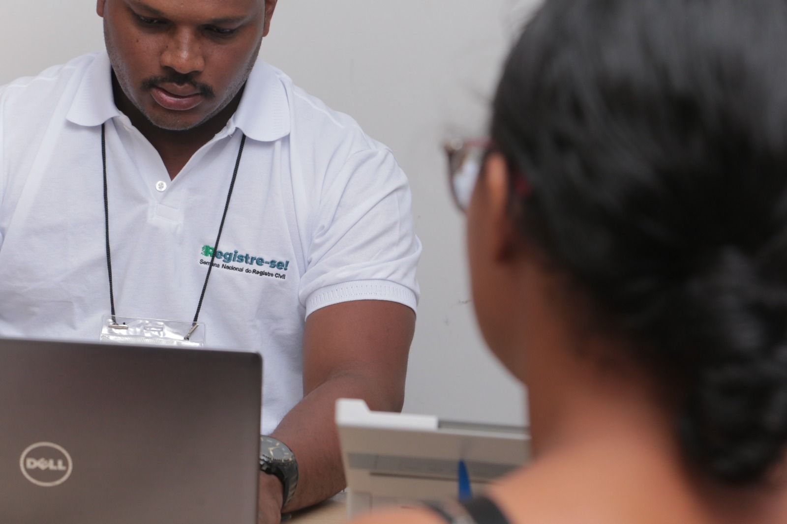 Durante o Registre-se, as pessoas poderão tirar gratuitamente a segunda via da certidão de nascimento