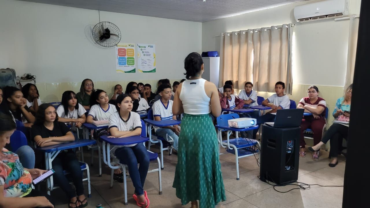 Palestra na Escola Municipal de Tempo Integral Suely Pereira de Almeida Reche em Palmas