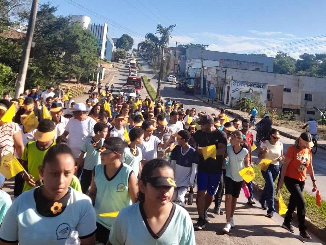 Em Dianópolis, caminhada chamou à atenção para o tema