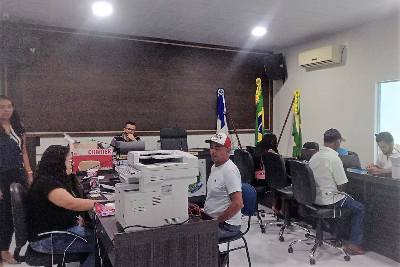 Atendimentos foram realizados na Câmara Municipal de Vereadores