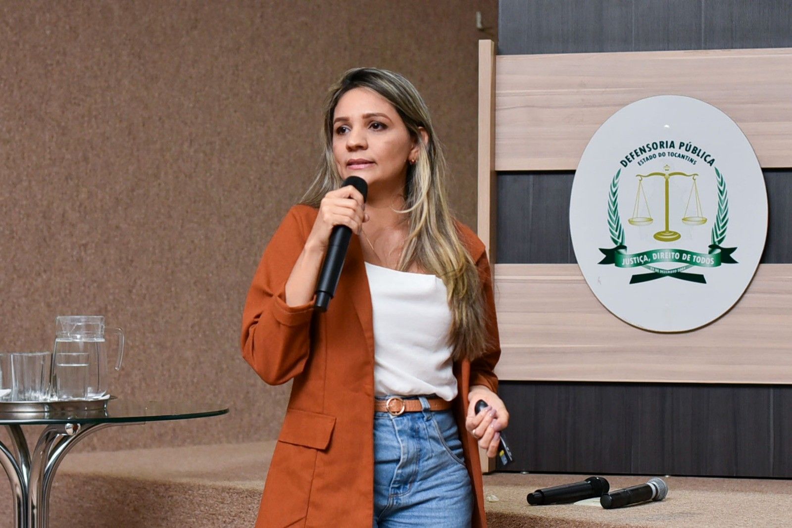 A enfermeira Dayana Tavares da Cruz Justino trouxe o debate sobre "Saúde das mulheres dos povos originários"