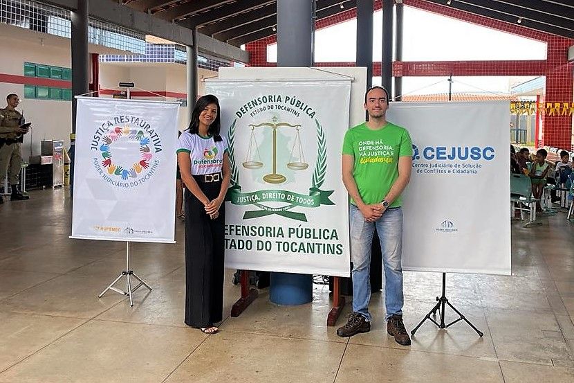 Defensor público Felipe Cury e a servidora Liliane Souza participaram das atividades