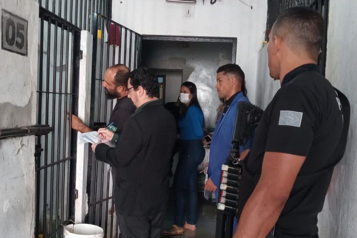Vistoria foi para avaliar as condições da unidade penal