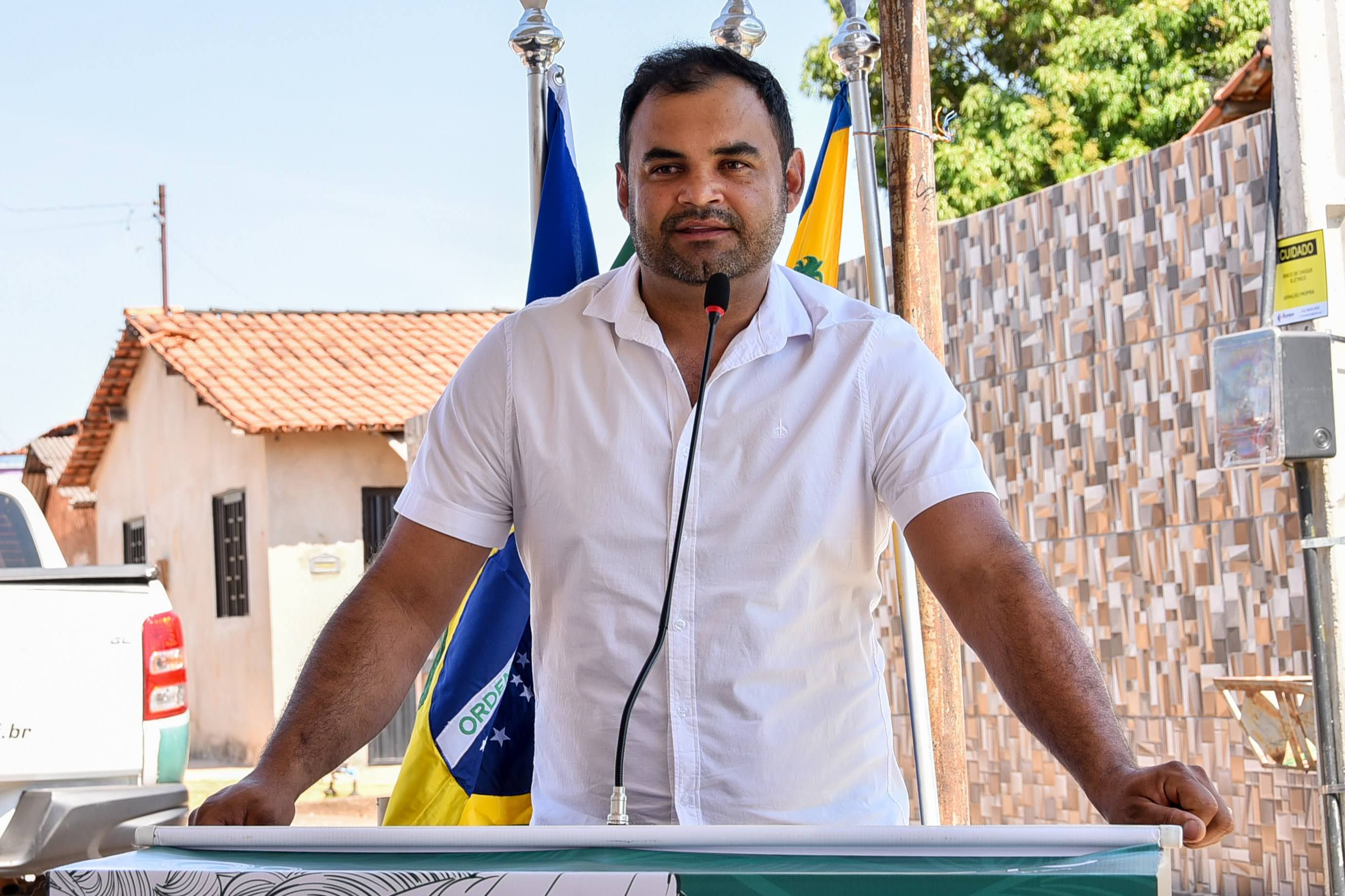 Prefeito de Darcinópolis, Jackson Soares Marinho, também  marcou presença na inauguração