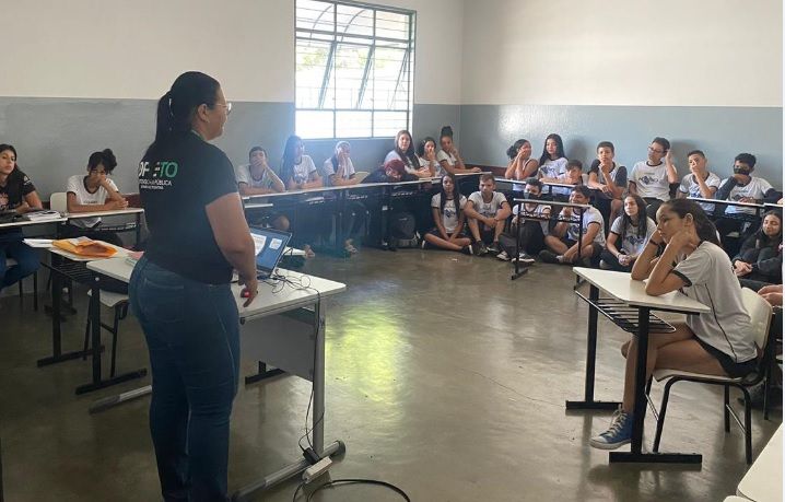Atividade no Colégio Positivo, em Gurupi