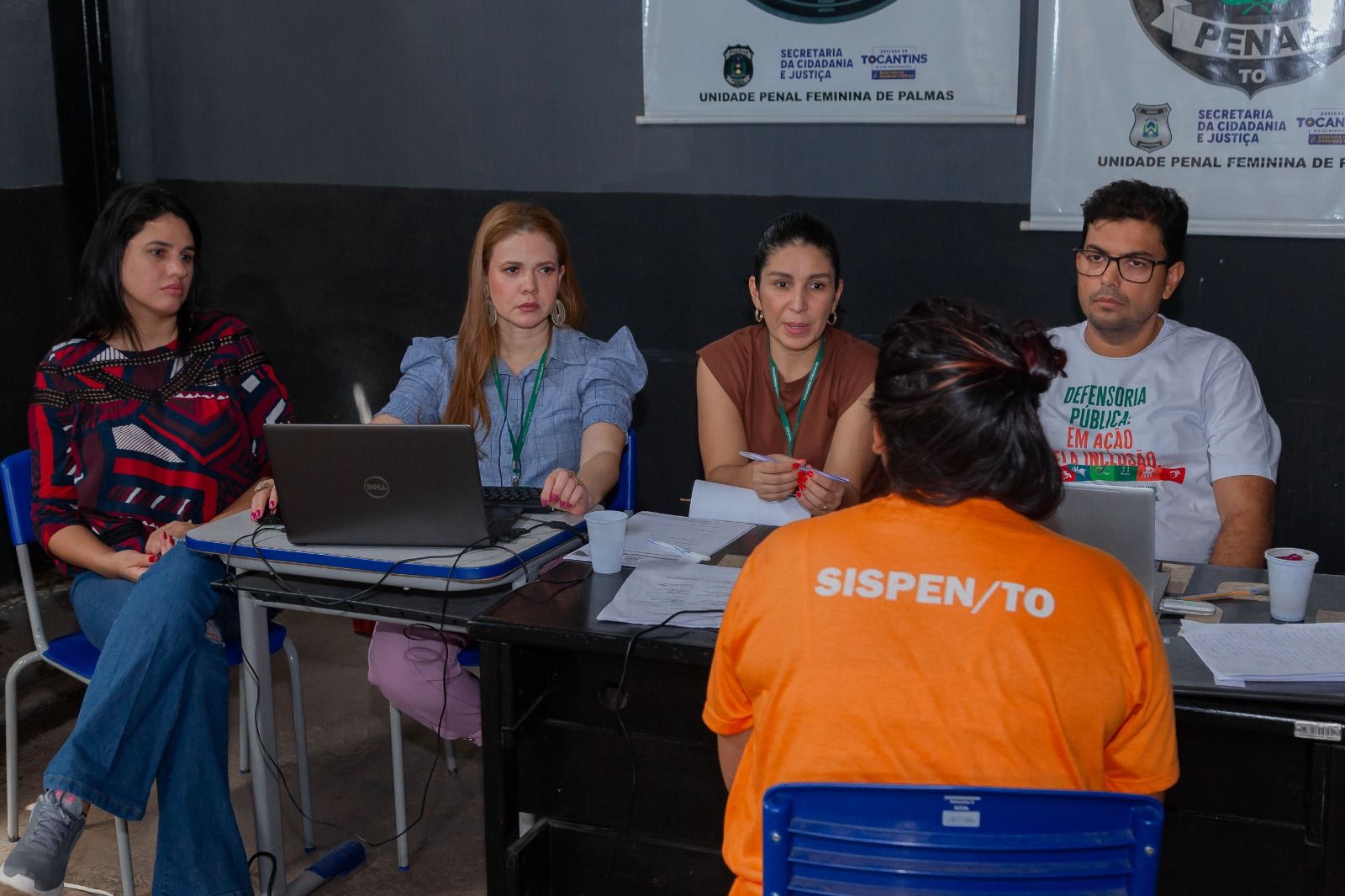 Durantes os atendimentos, Equipe Multidisciplinar faz levantameno sociofamiliar