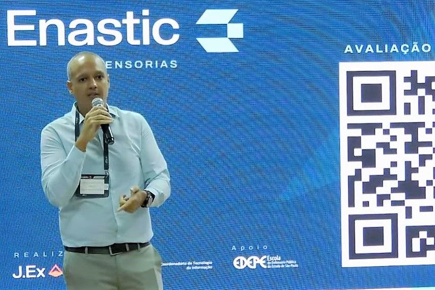 Luiz Philipe Dias, diretor de Tecnologia da Informação na DPE-TO, durante apresentação do Encontro Nacional