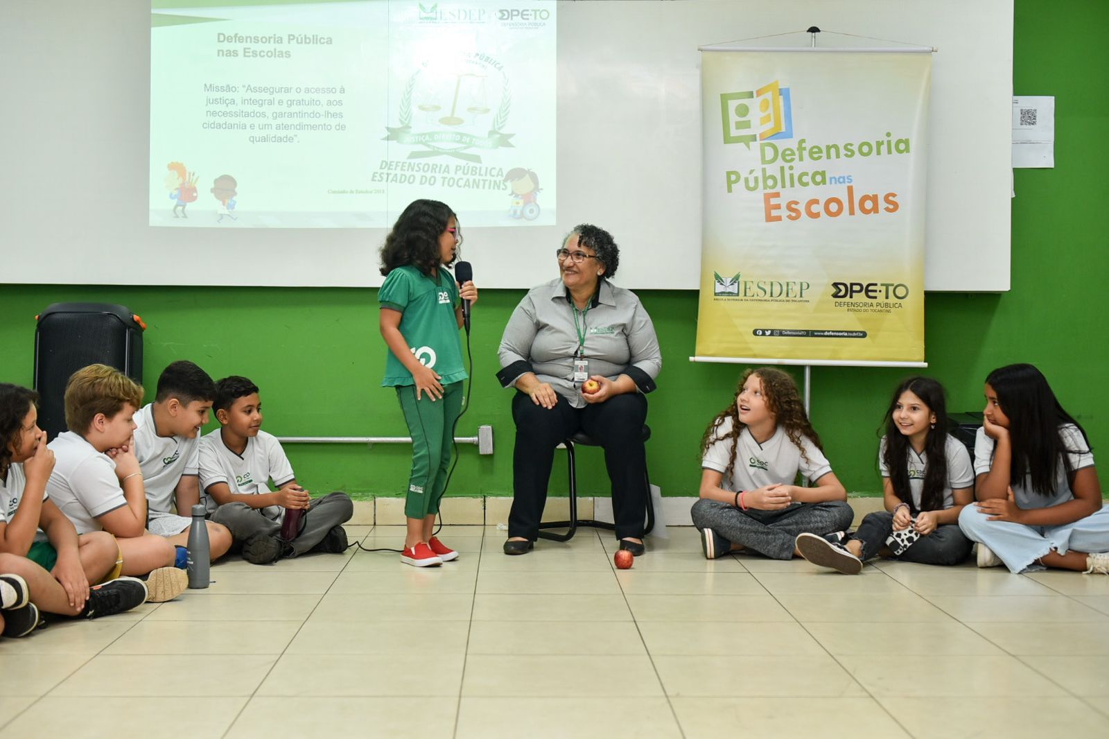 Estudantes participaram de várias dinâmicas que os levaram à reflexão sobre o bullying