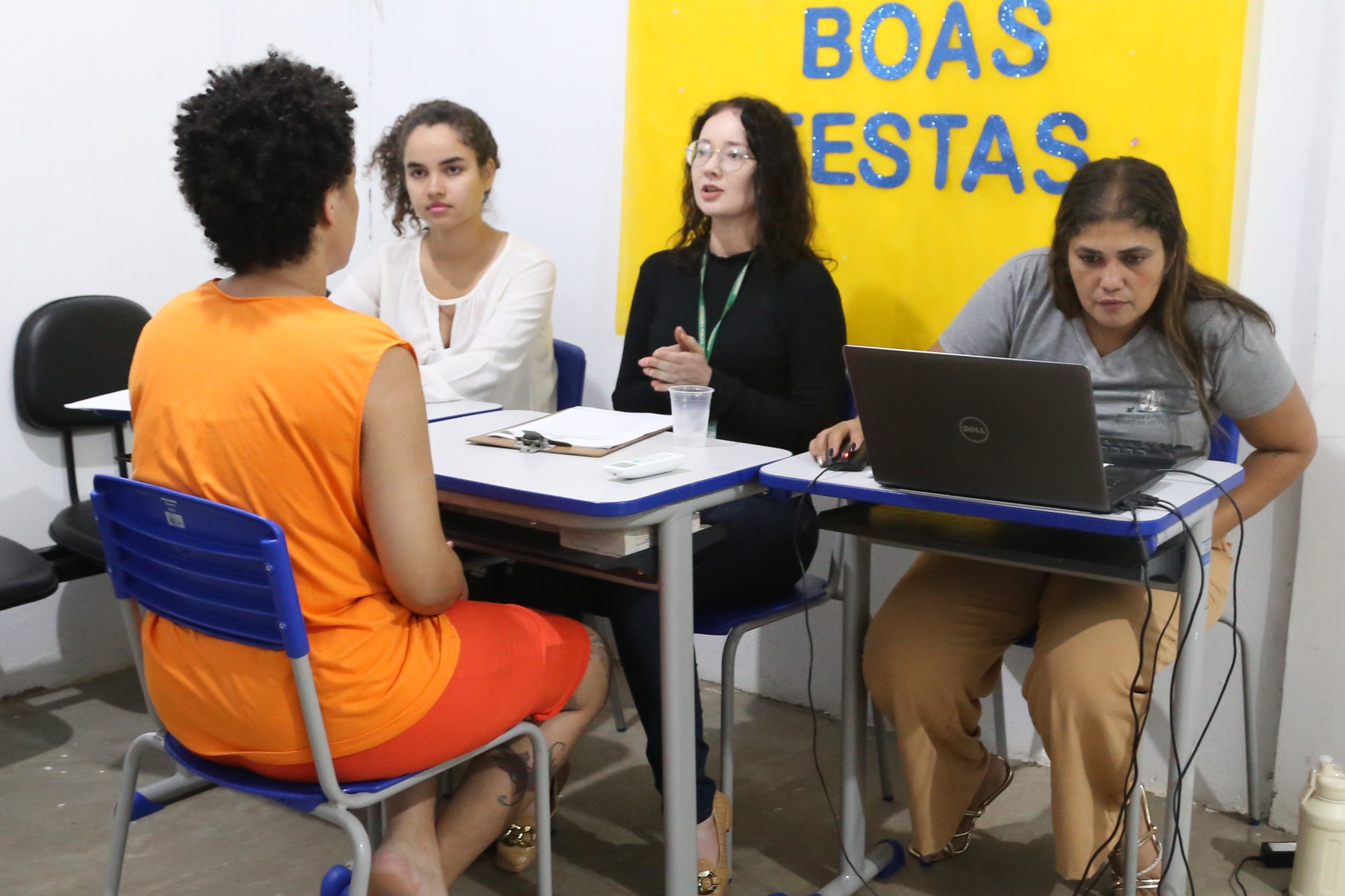 A proposta do projeto é identificar mulheres gestantes, lactantes e mães de crianças ou pessoas com deficiência, que possam ter o direito de substituir a prisão preventiva pela prisão domiciliar