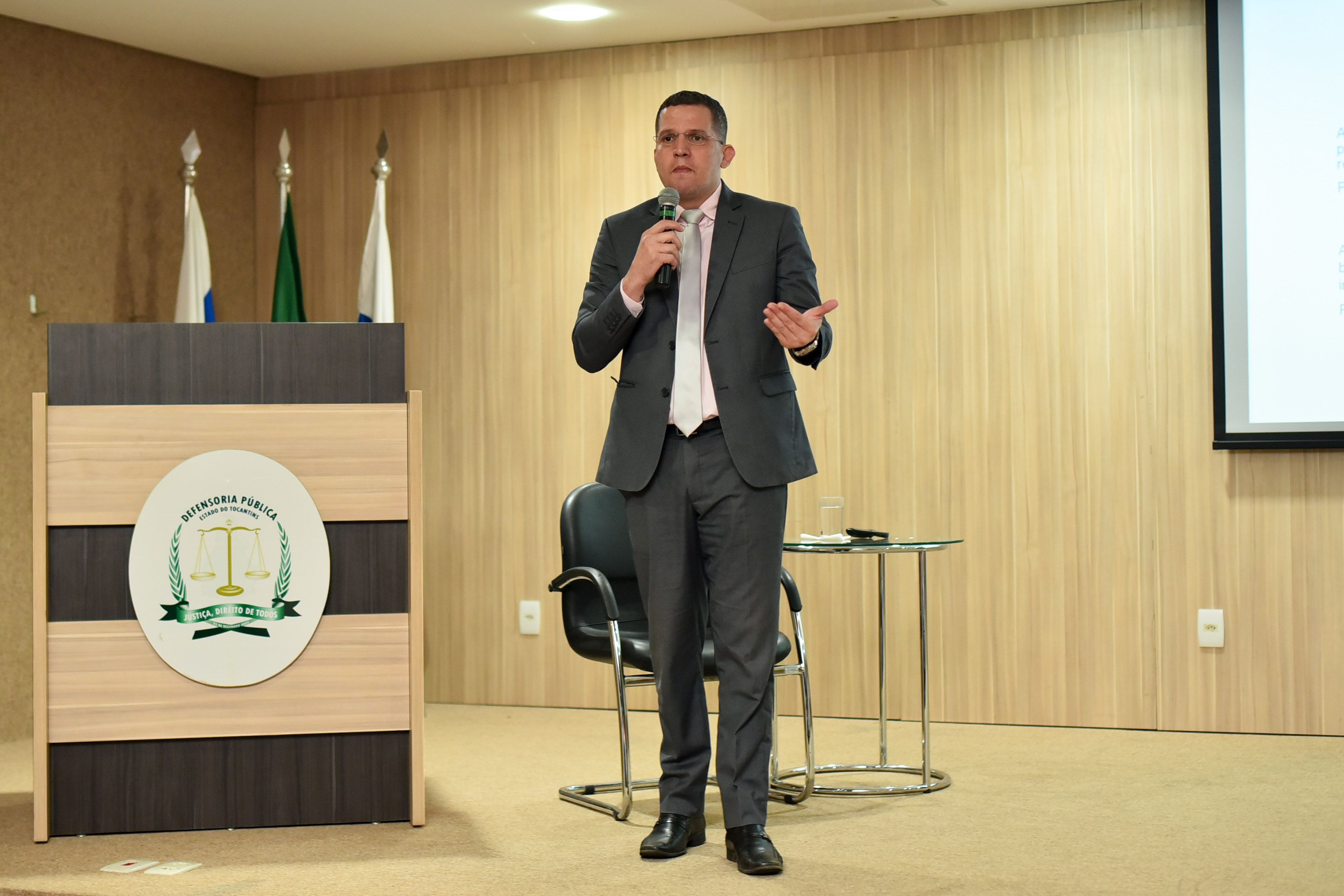 Delegado Ricardo Real de Castro deu explicações sobre violência patrimonial