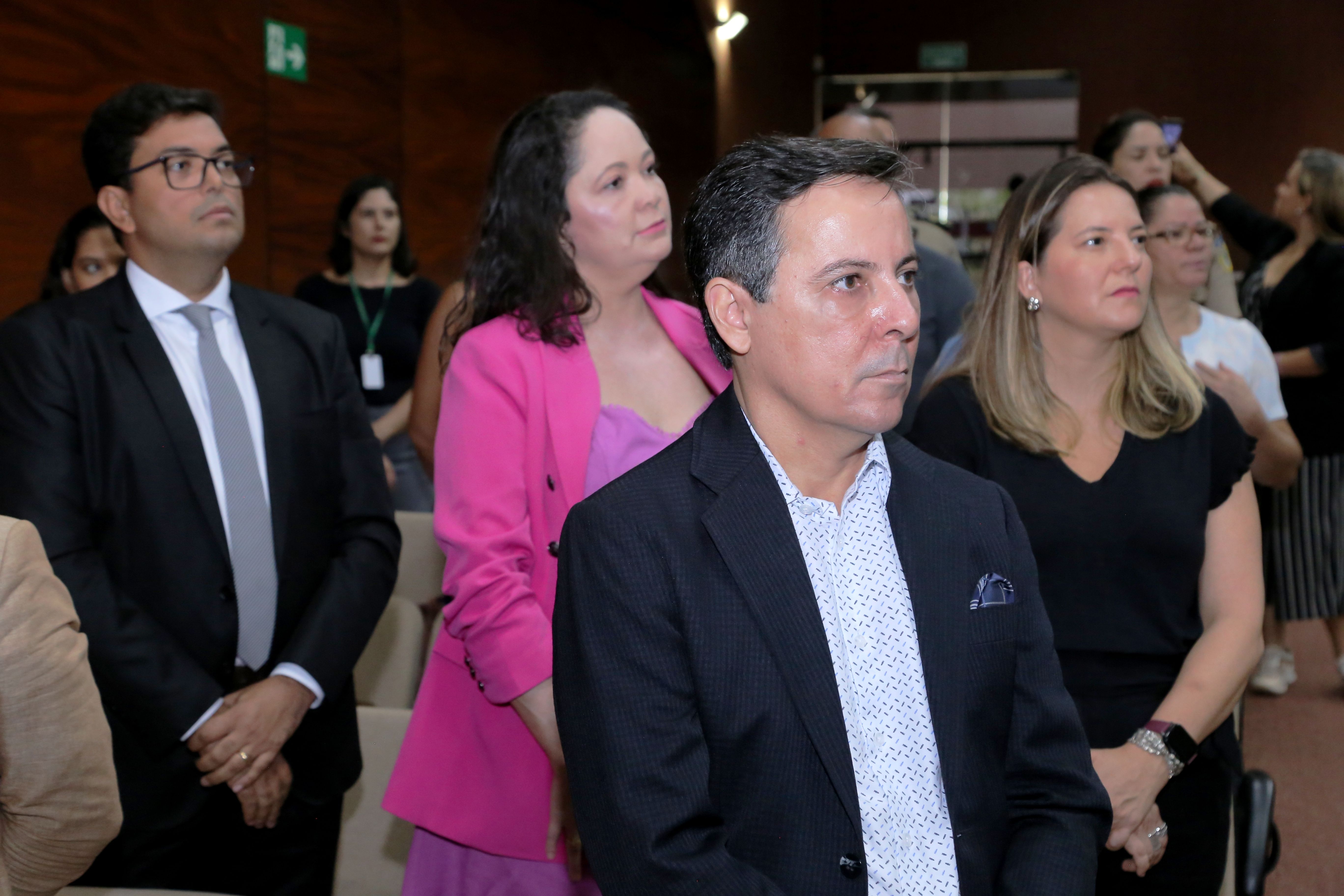Defensoras(es) públicas(es) presentes na reunião