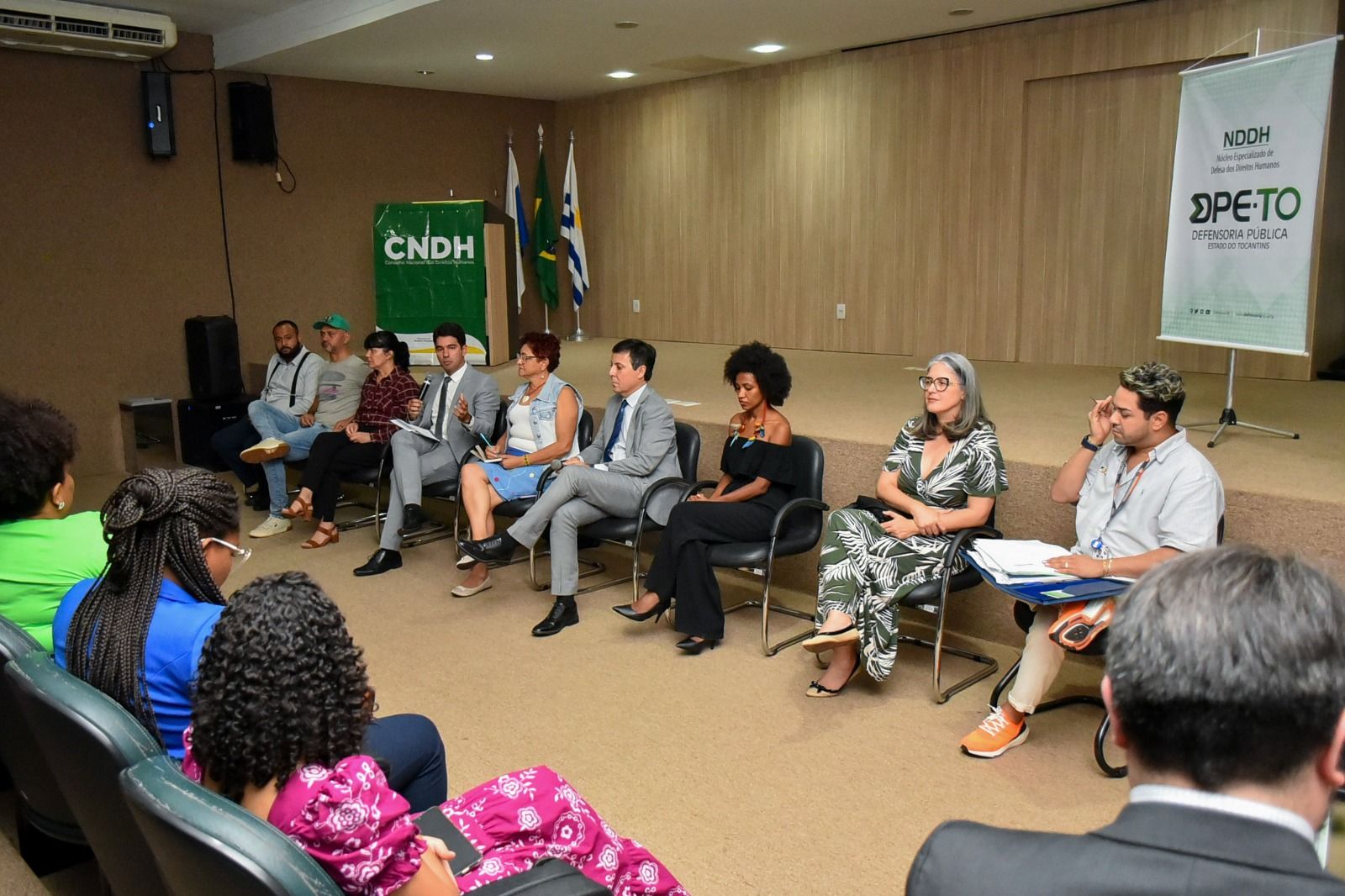 Representantes de órgãos e movimentos sociais participaram da audiência pública