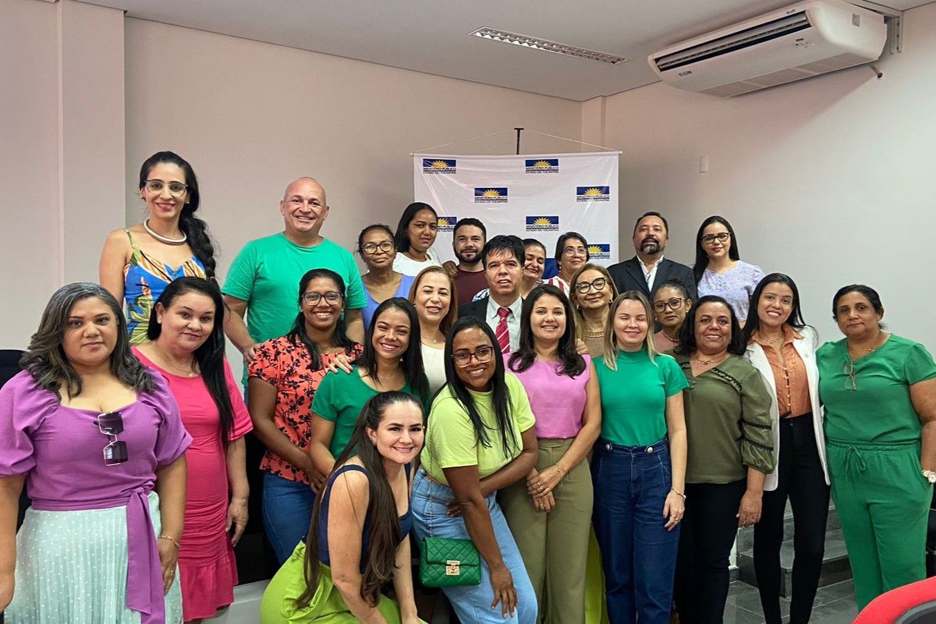 Representantes da rede de proteção de crianças e adolescentes da região de Porto Nacional