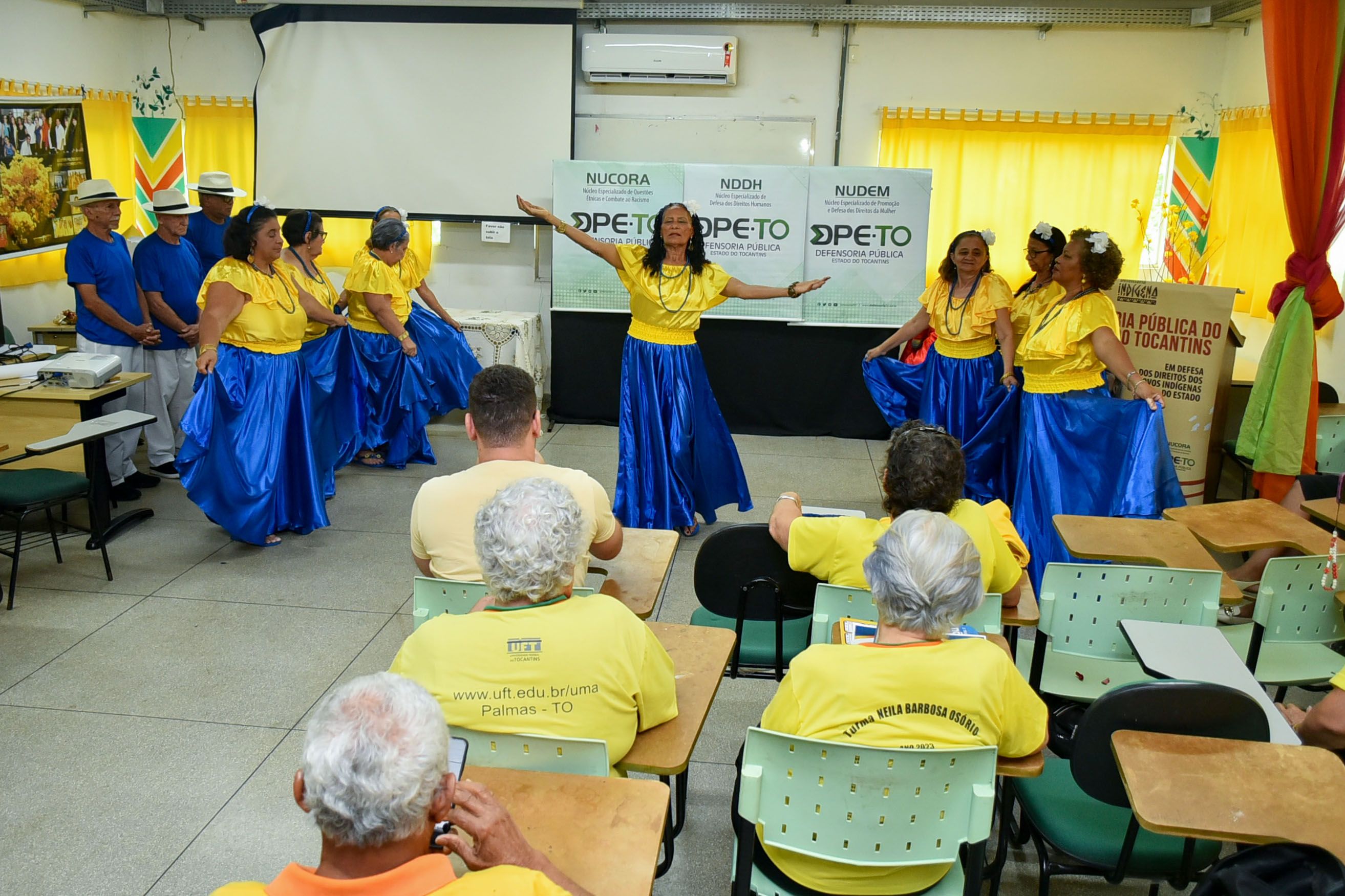 Atividade contou com apresentação artística das alunas da UMA