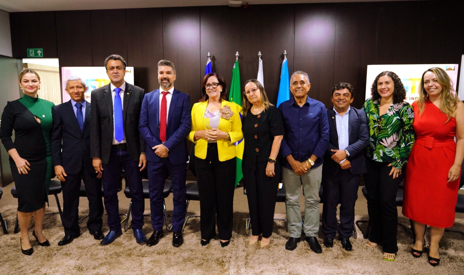 Inauguração contou com representantes de vários órgãos