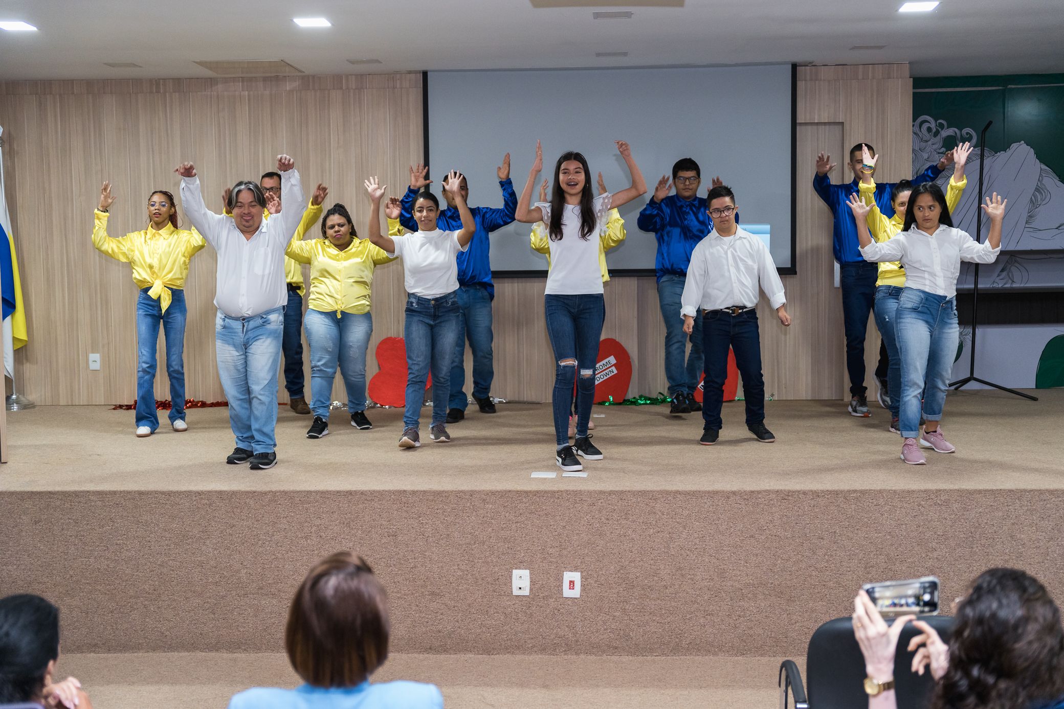 Apresentação cultura com alunas(os) da Apae de Palmas e Paraíso do Tocantins