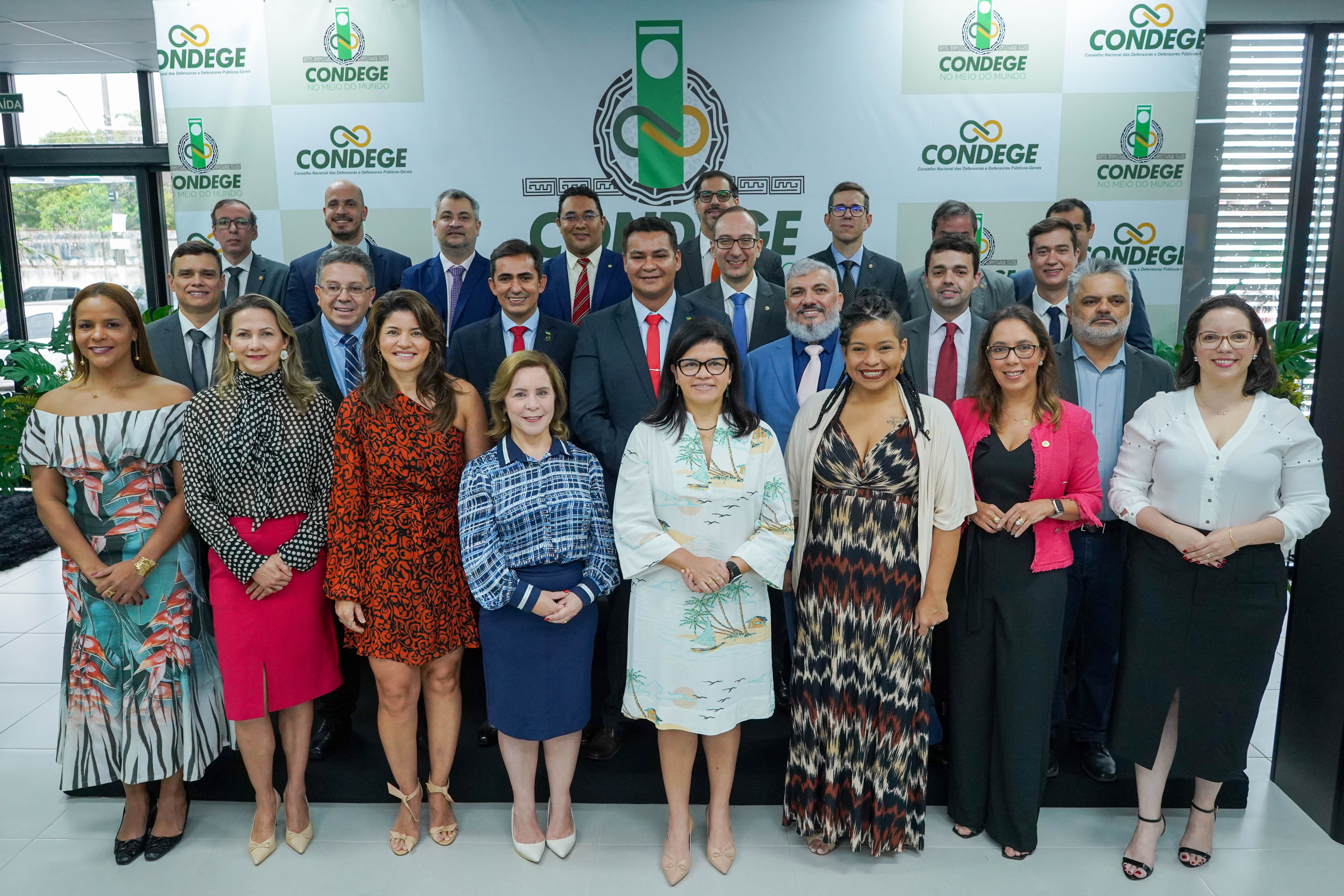 Membros do Condege na foto oficial da reunião realizada em Macapá