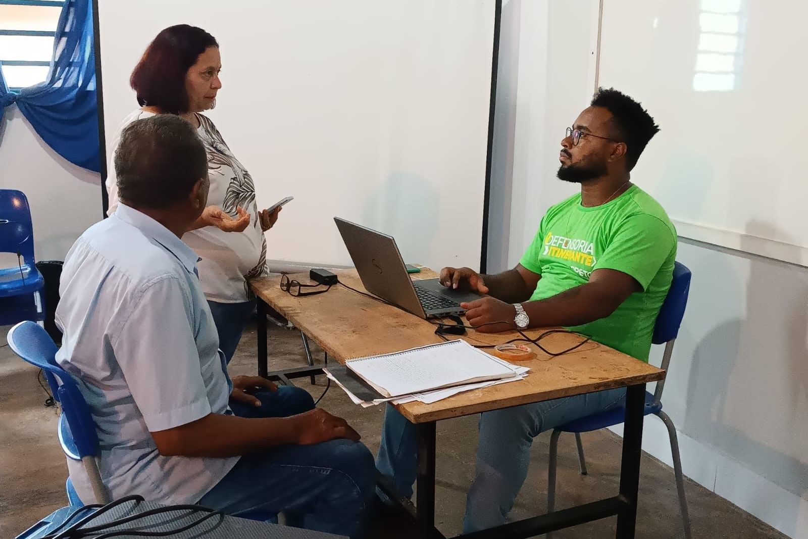 Qualquer pessoa com perfil de assistida da Instituição pode procurar atendimento durante o itinerante