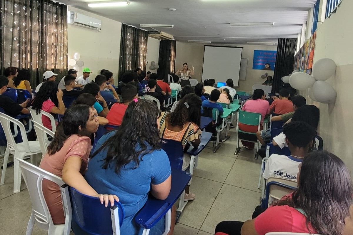 Palestra teve como tema “O mundo que a gente quer não tem violência contra a mulher”