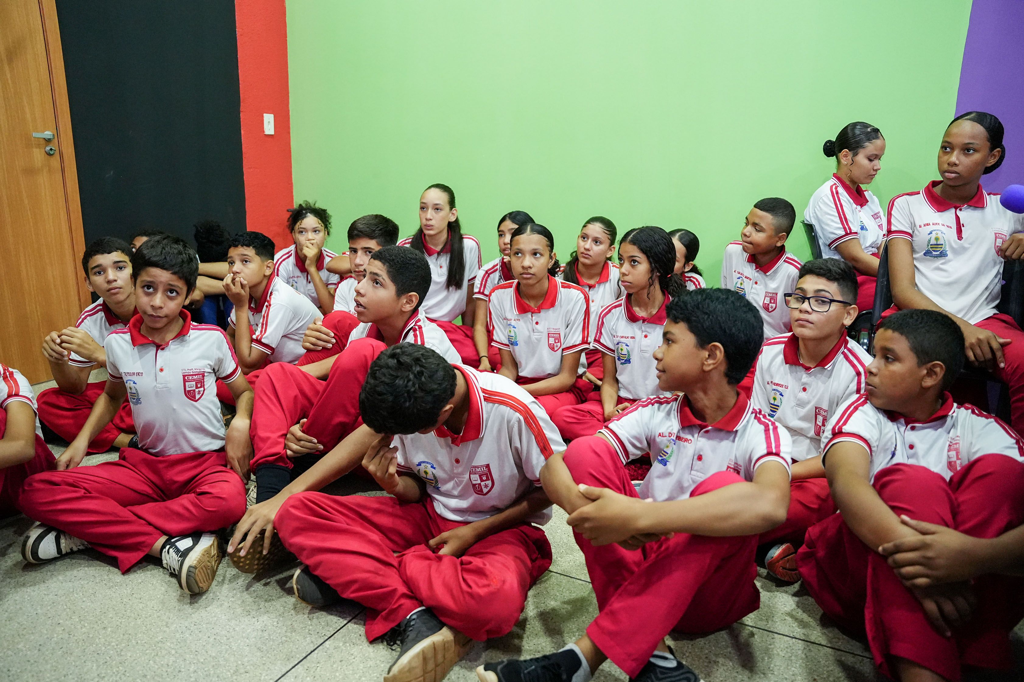 Participaram da ação alunas(os) do 8º ano da escola