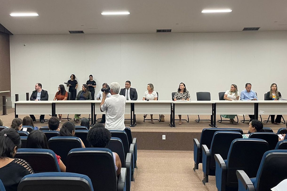 A atividade foi realizada no auditório do Fórum da Comarca de Araguaína