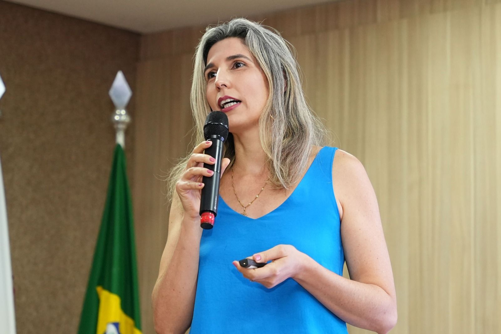 Diretora-geral da Esdep, Elydia Monteiro explicou como irá funcionar o projeto "Defensoria na Rua"
