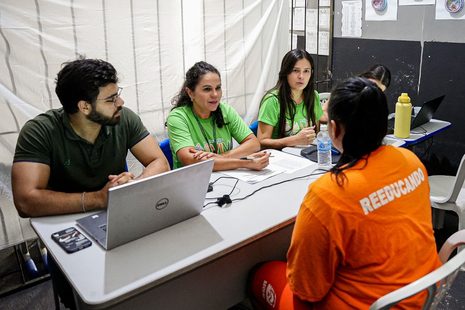 Mulheres passam por atendimento interdisciplinar