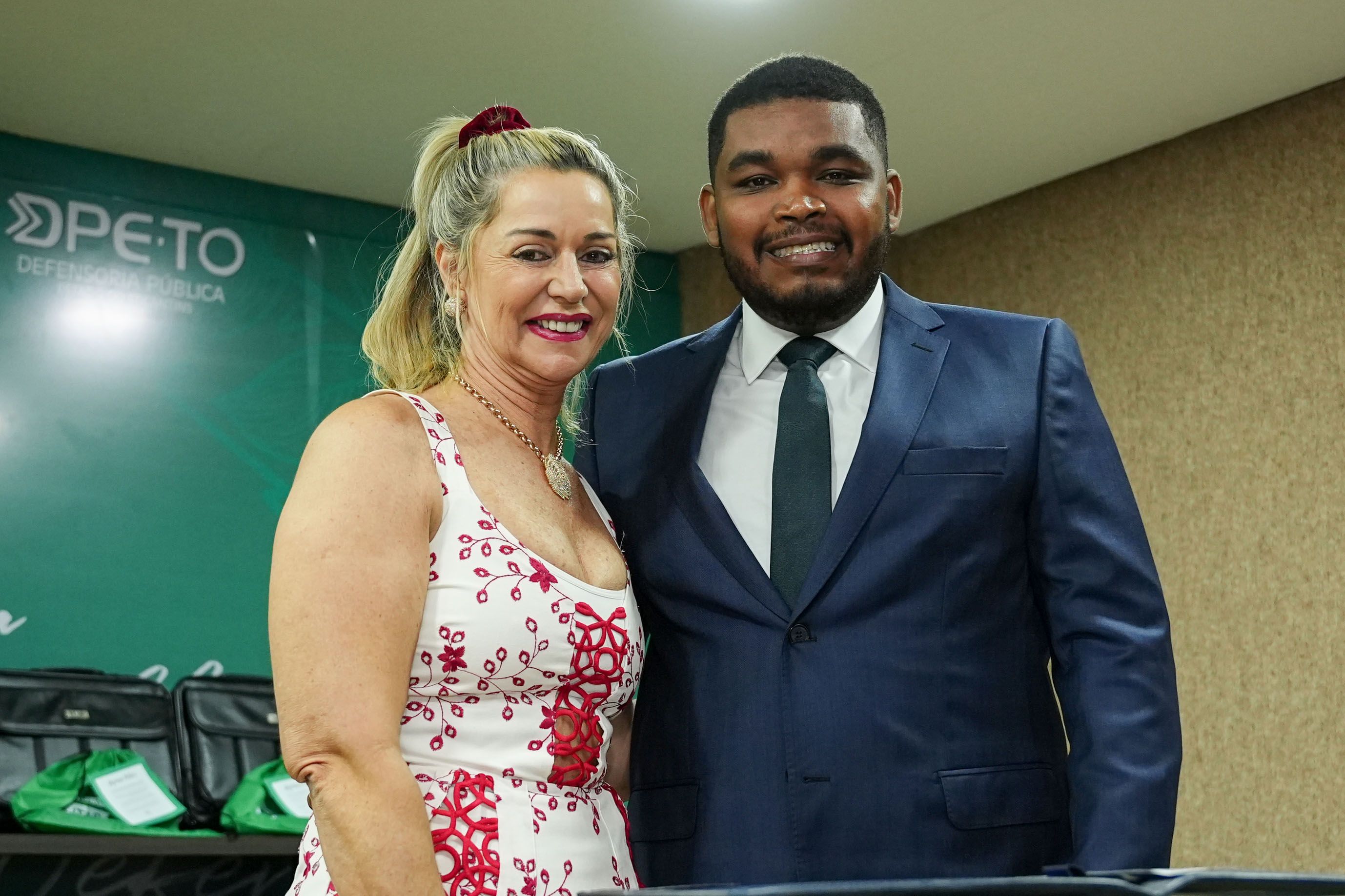 Estellamaris Postal com Paulo Henrique Lucindo