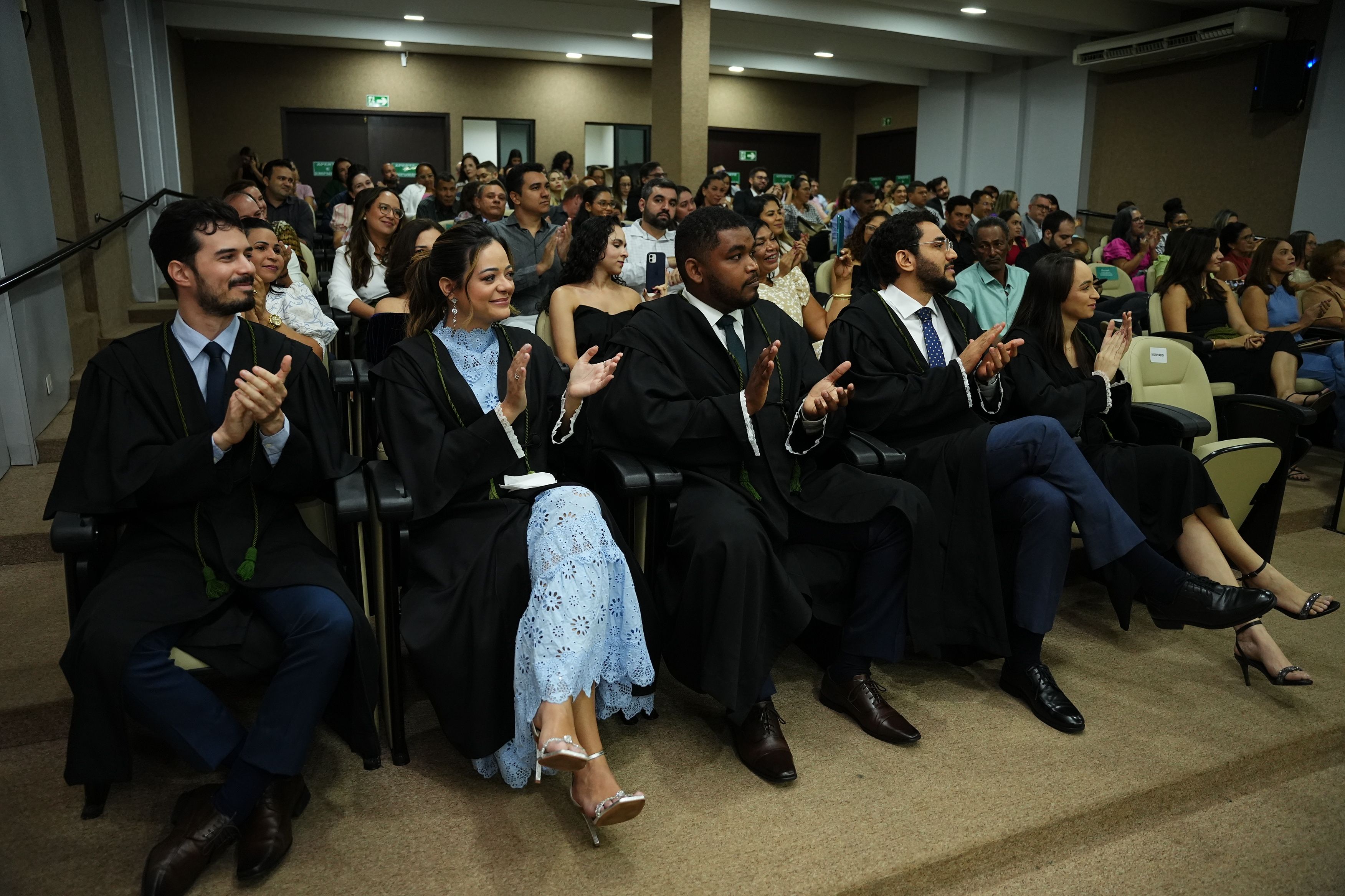 Posse foi prestigiada por membras(os), e servidoras(es) da Instituição, além de familiares e amigos