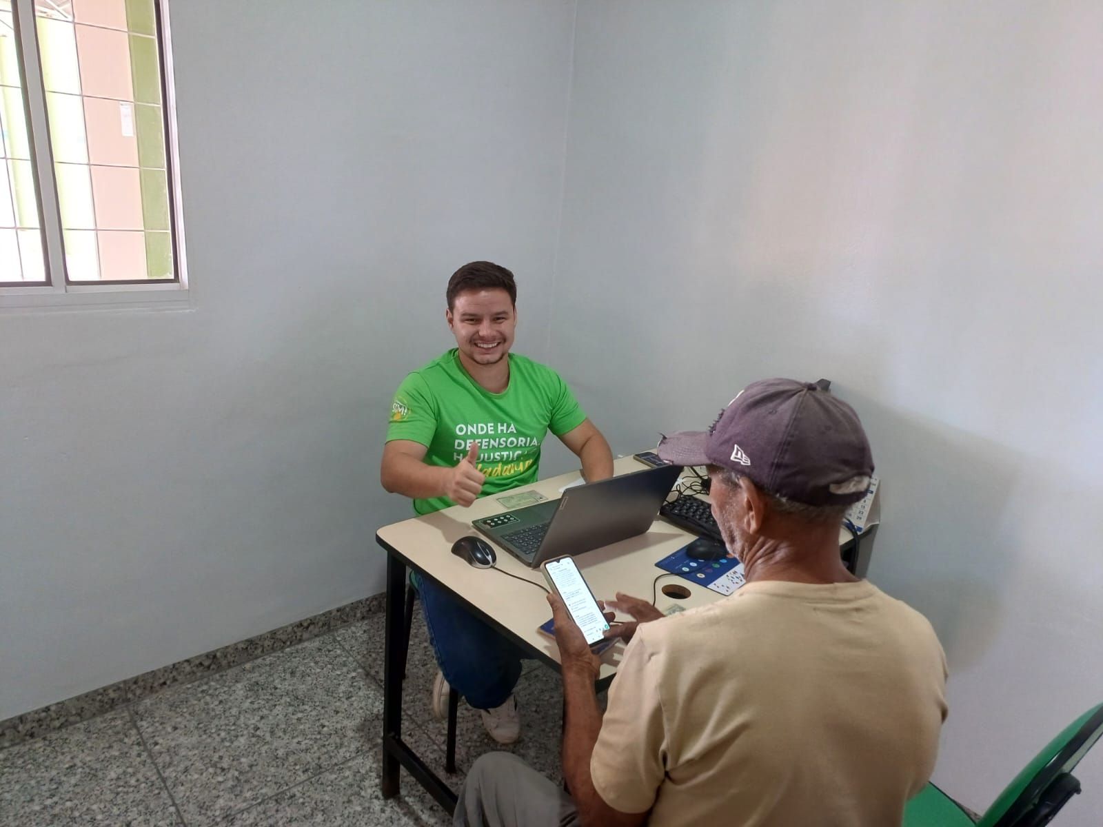 Qualquer pessoa com perfil de assistida pode procurar o itinerante para ser atendida
