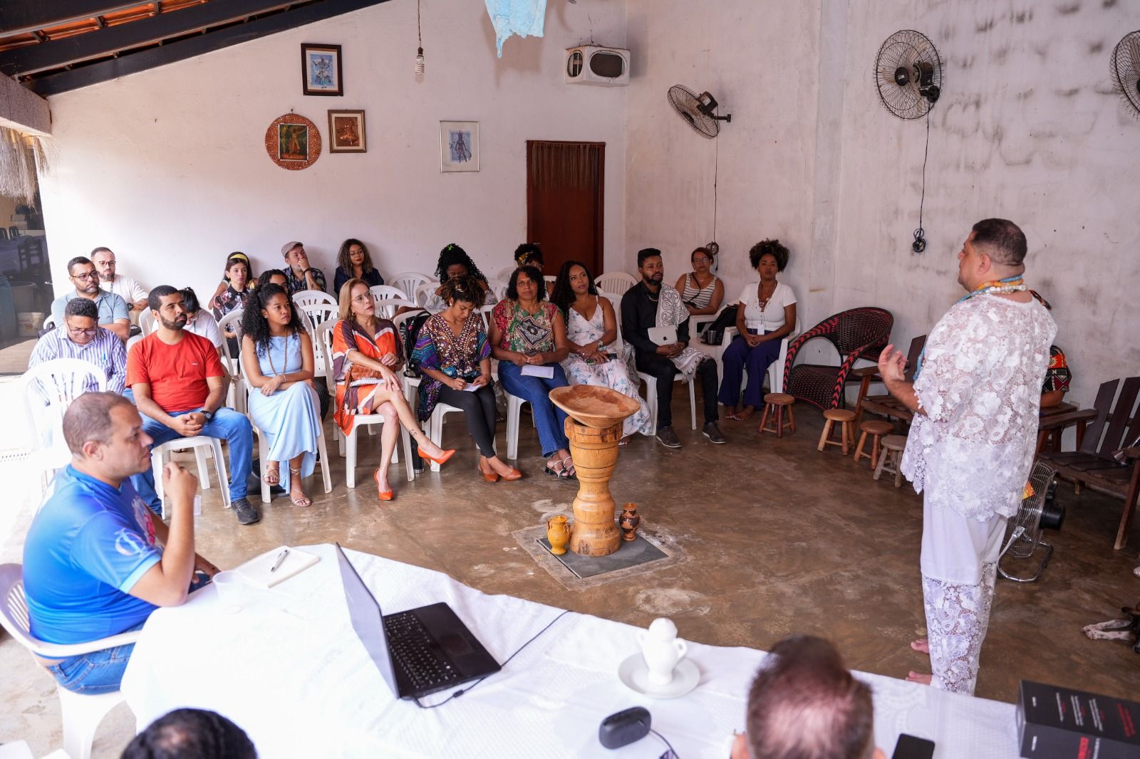 Reunião na Comunidade de Terreiro Té Ode Oya