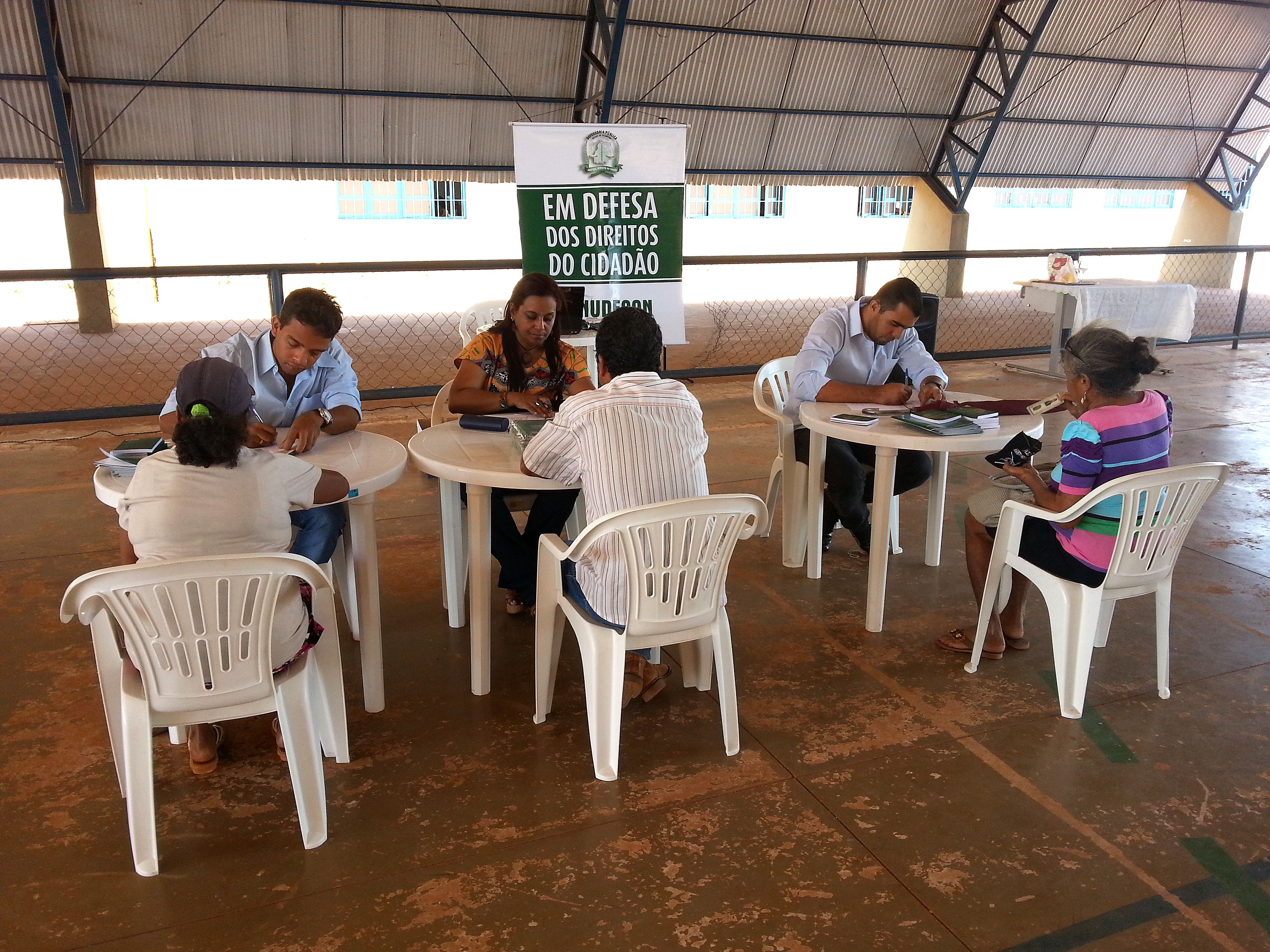Atendimentos e orientações jurídicas para a comunidade do Jardim Taquari