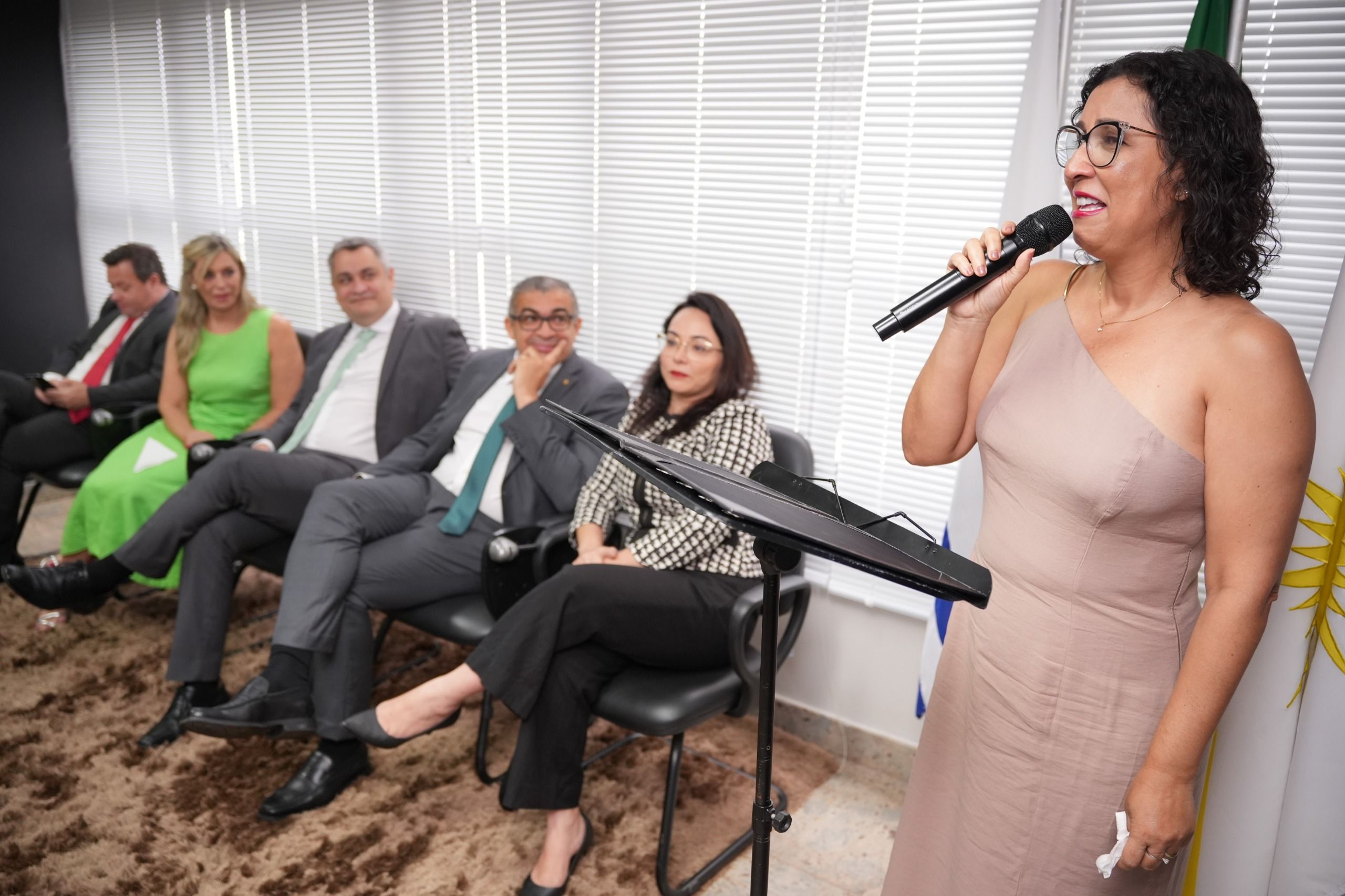 mãe de João Pedro, Simone Dias Cerqueira de Oliveira, fez uso da palavra na solenidade e falou do orgulho de ver o filho empossado como defensor público