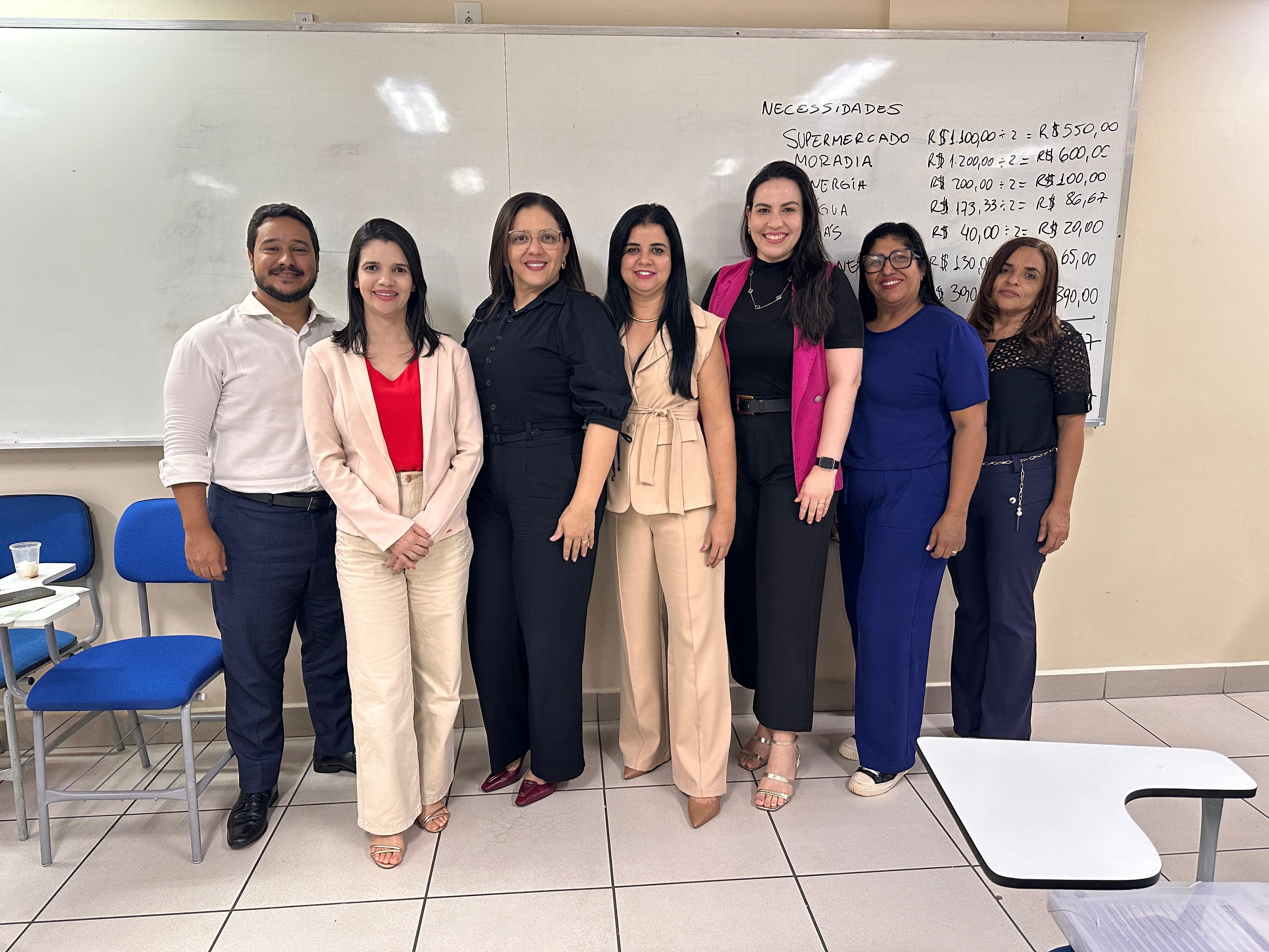 Profissionais da DPE-TO e da DPE-GO presentes na oficina
