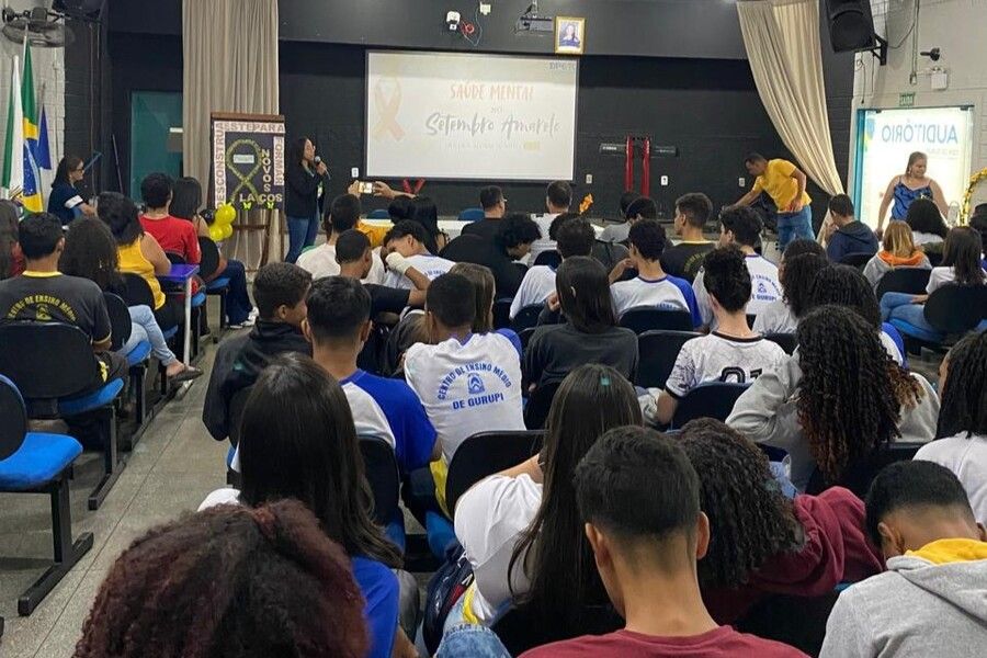 O “Defensoria Pública nas Escolas” é uma iniciativa destinada a promover educação em cidadania, ética e direito junto à comunidade escolar
