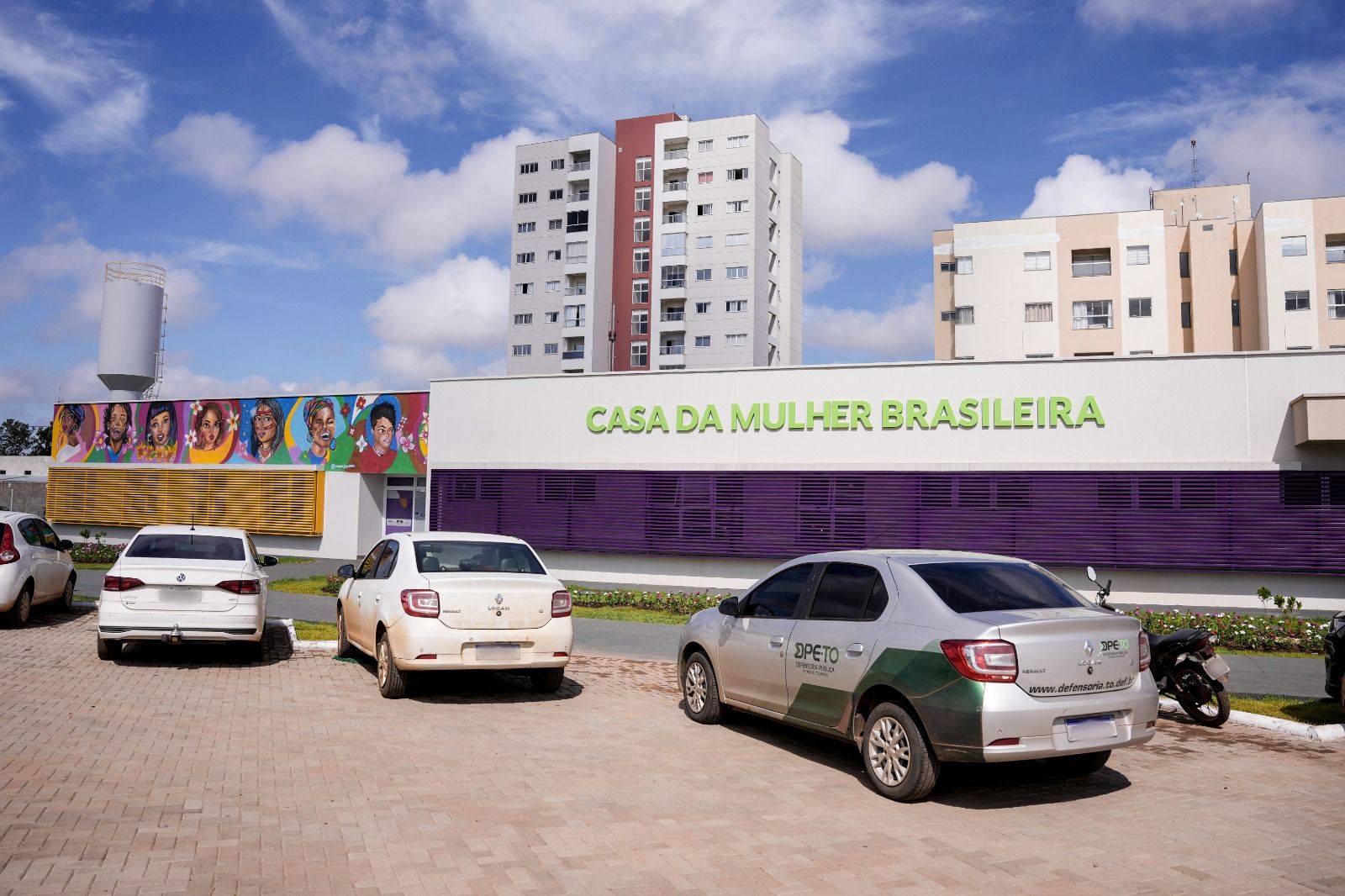 A Casa está localizada na Quadra ACSE-90 (902 Sul), Avenida NS-02, em Palmas