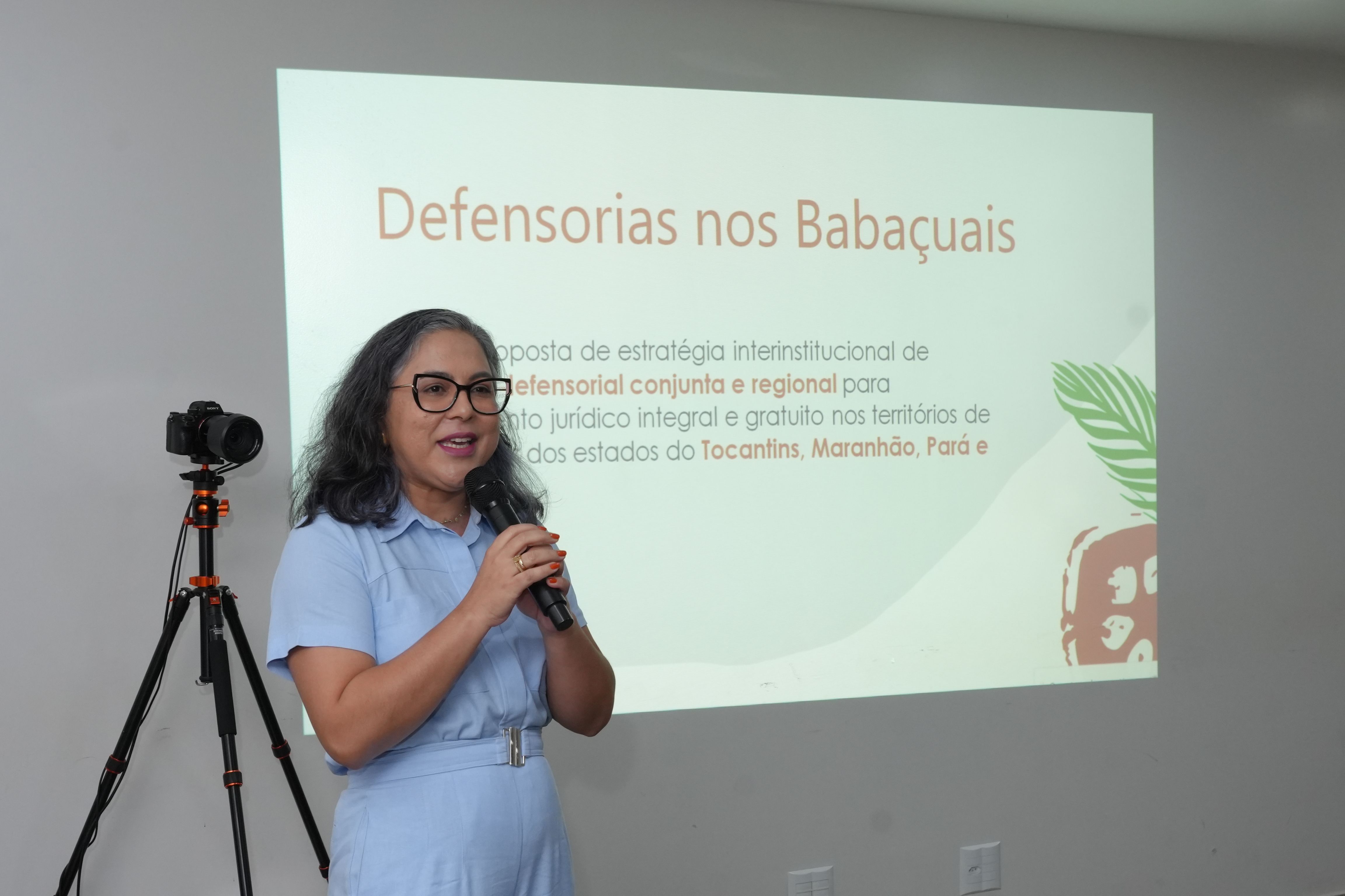 Kenia Martins apresentou o projeto “Defensorias nos Babaçuais”, que deve ser executado pela DPE-TO em parceria com a Defensoria Pública no Maranhão, Piauí e no Pará