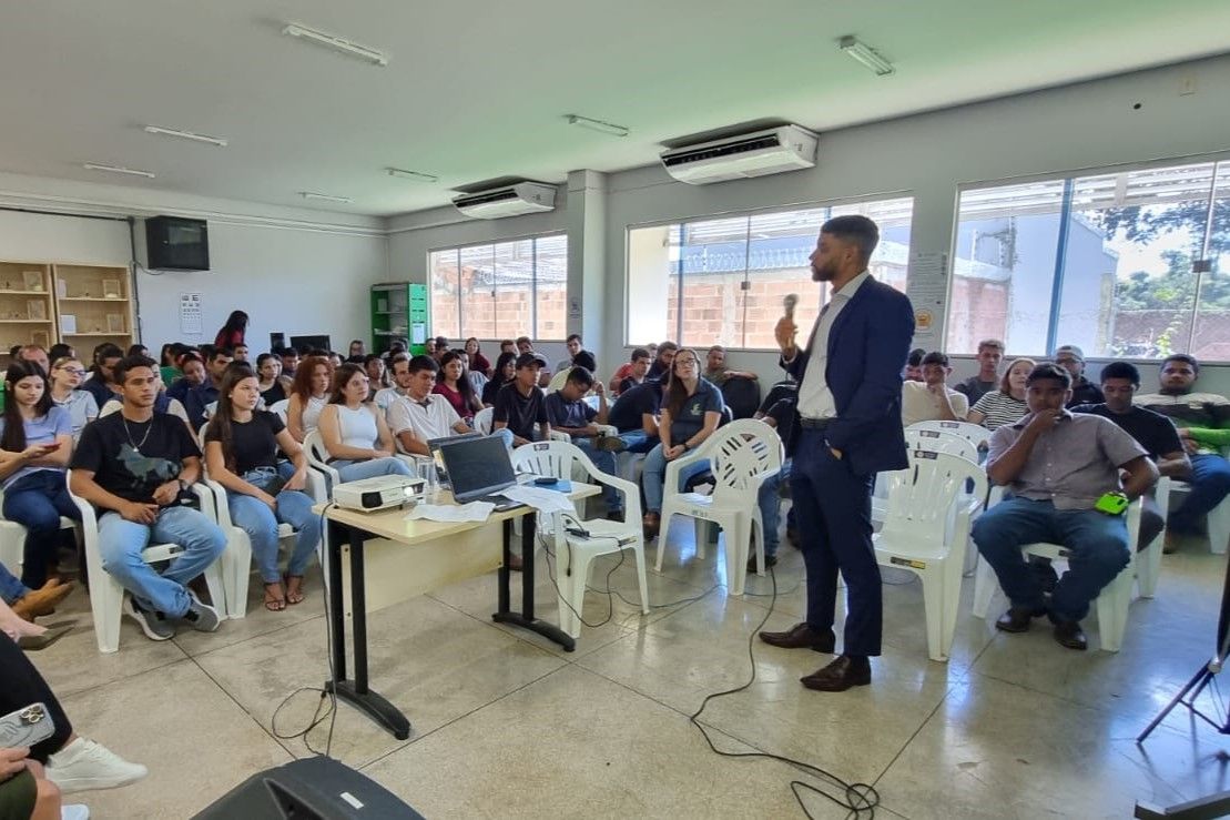 O defensor público João Pedro Cerqueira falou sobre assédio moral.