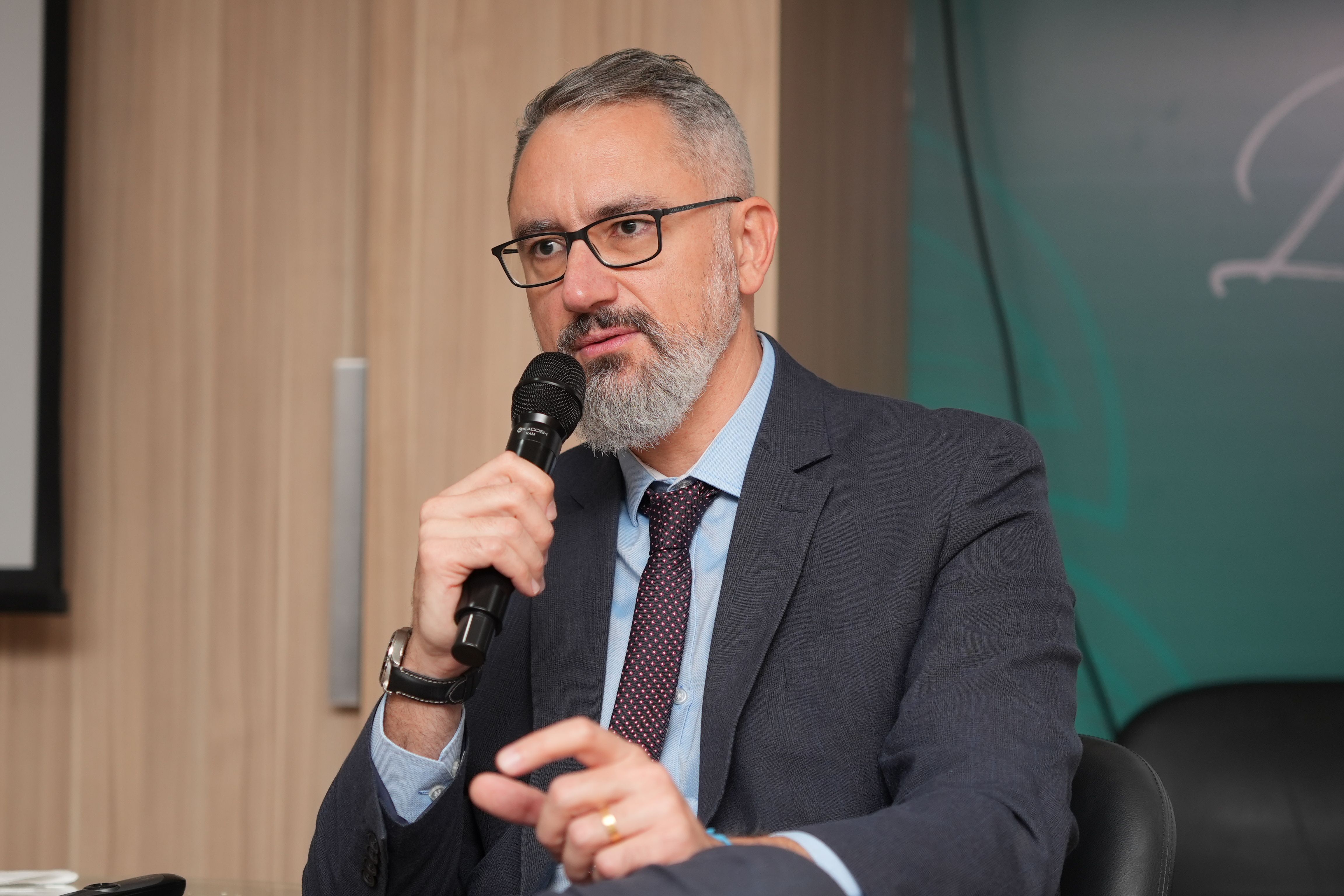 O defensor Público do Estado do Maranhão, Rodrigo Casimiro, falou sobre Litigância Estratégica na área cível do STJ + Cejusc