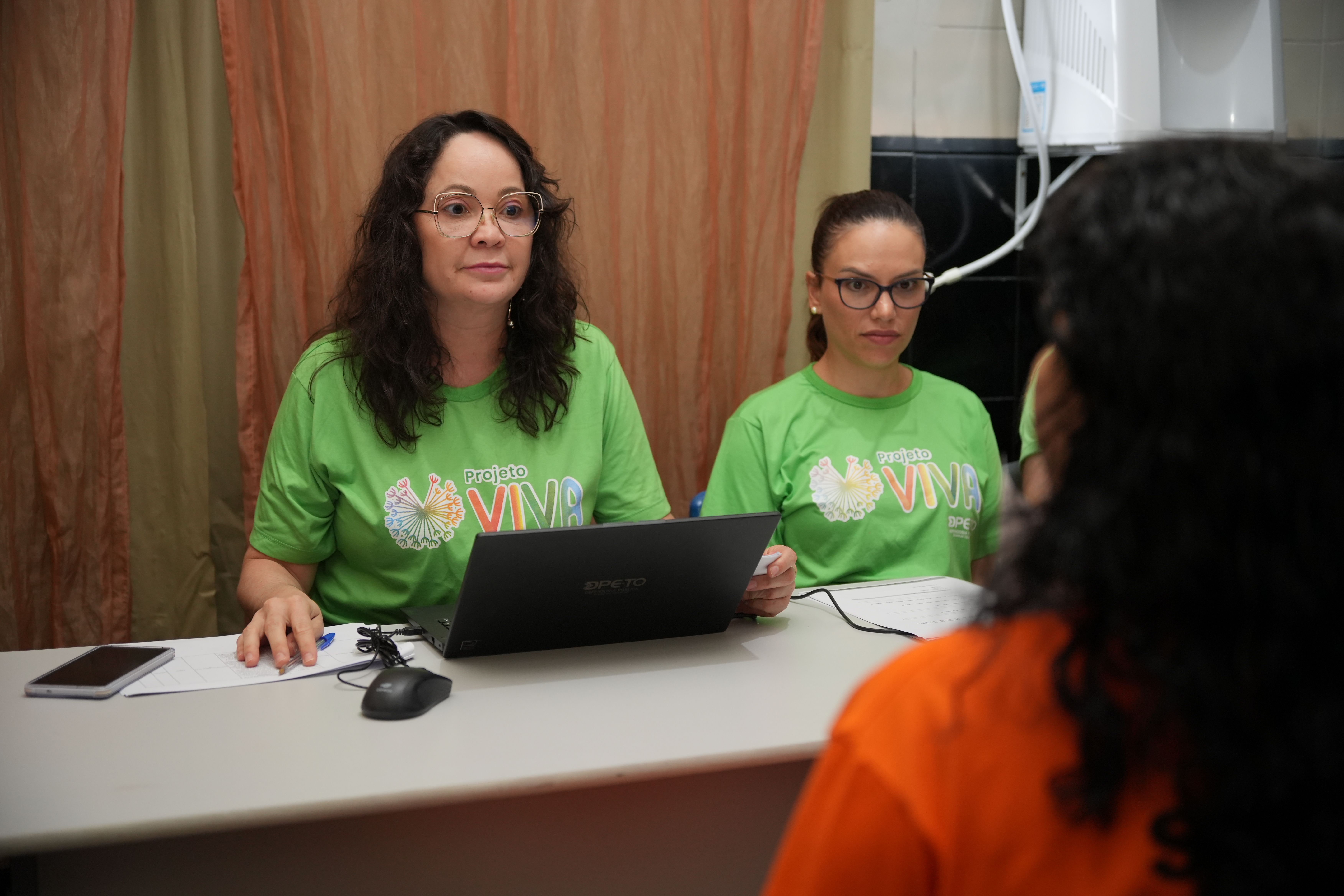 A defensora pública Napociani Pereira Póvo também atuou frente aos atendimentos do Projeto.