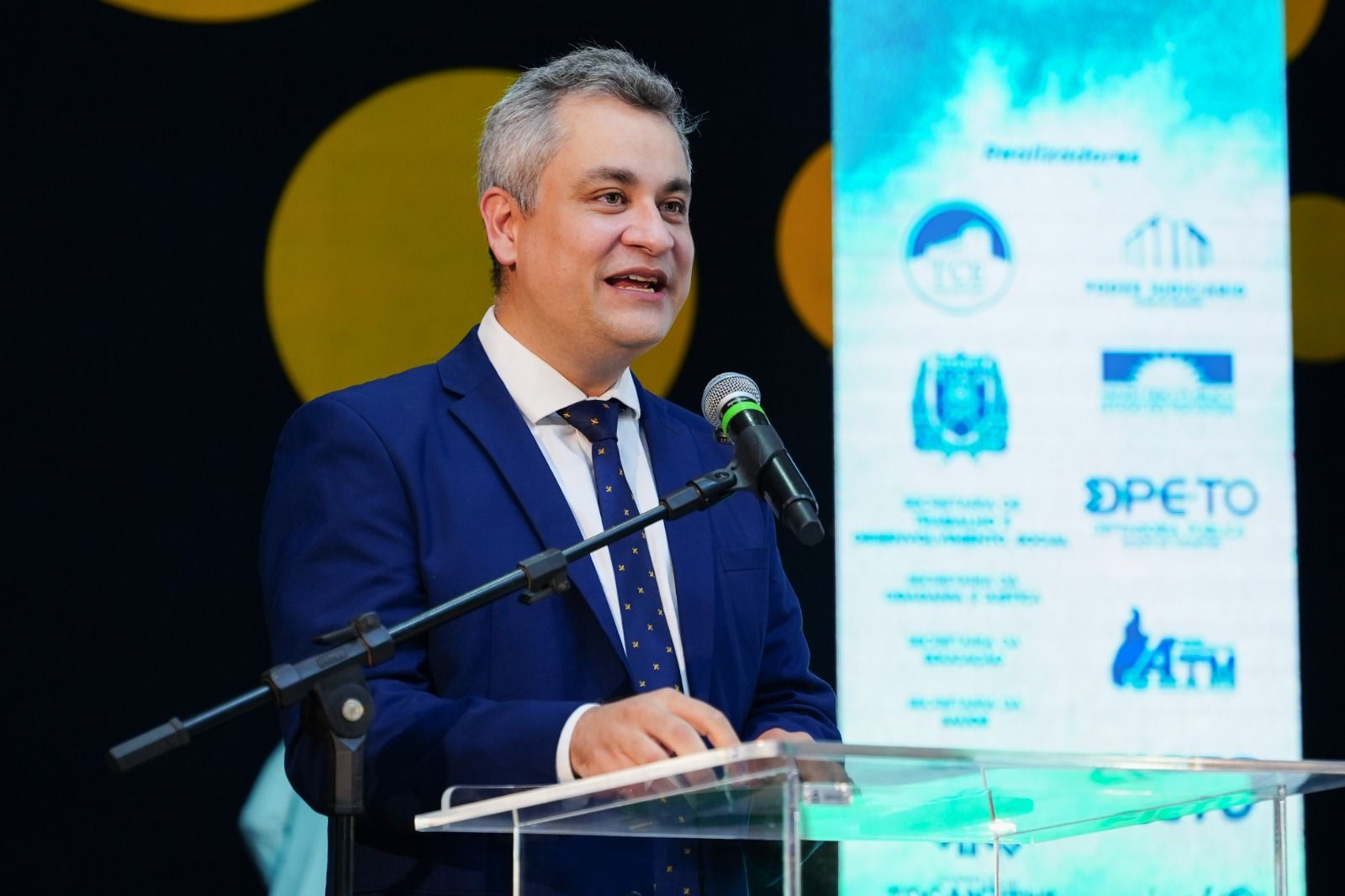 Pedro Alexandre destacou a importância de que políticas públicas cheguem de fato a todas as crianças