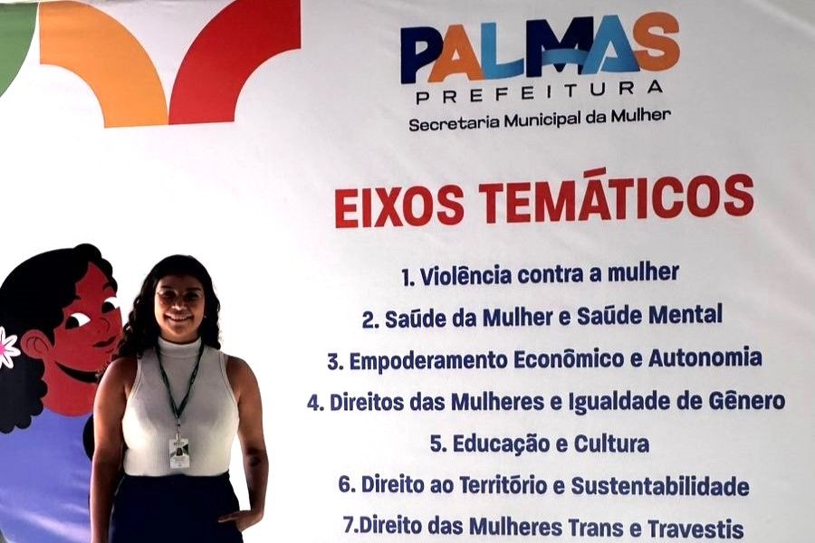 A assessora do Nudem, Nicolle Vilhena, está presente no evento