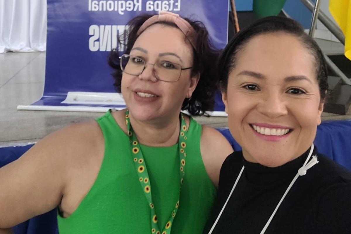 Nilda Belo (E) e Adriana Guido participaram dos debates em Divinópolis