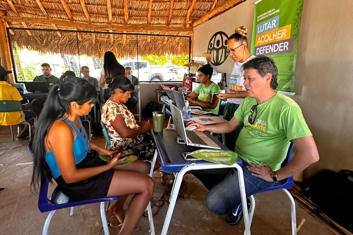 O defensor público Iwace Santana esteve presente durante as atividades do "Defensoria Itinerante"