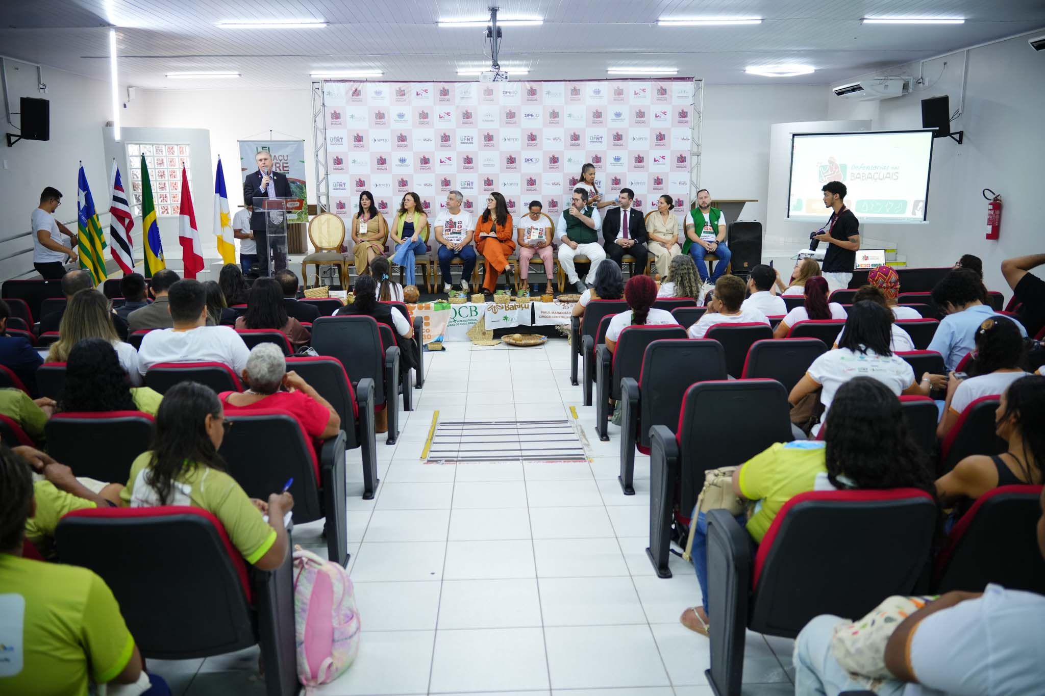 A abertura das atividades da etapa regional contou com a presença de diversas autoridades