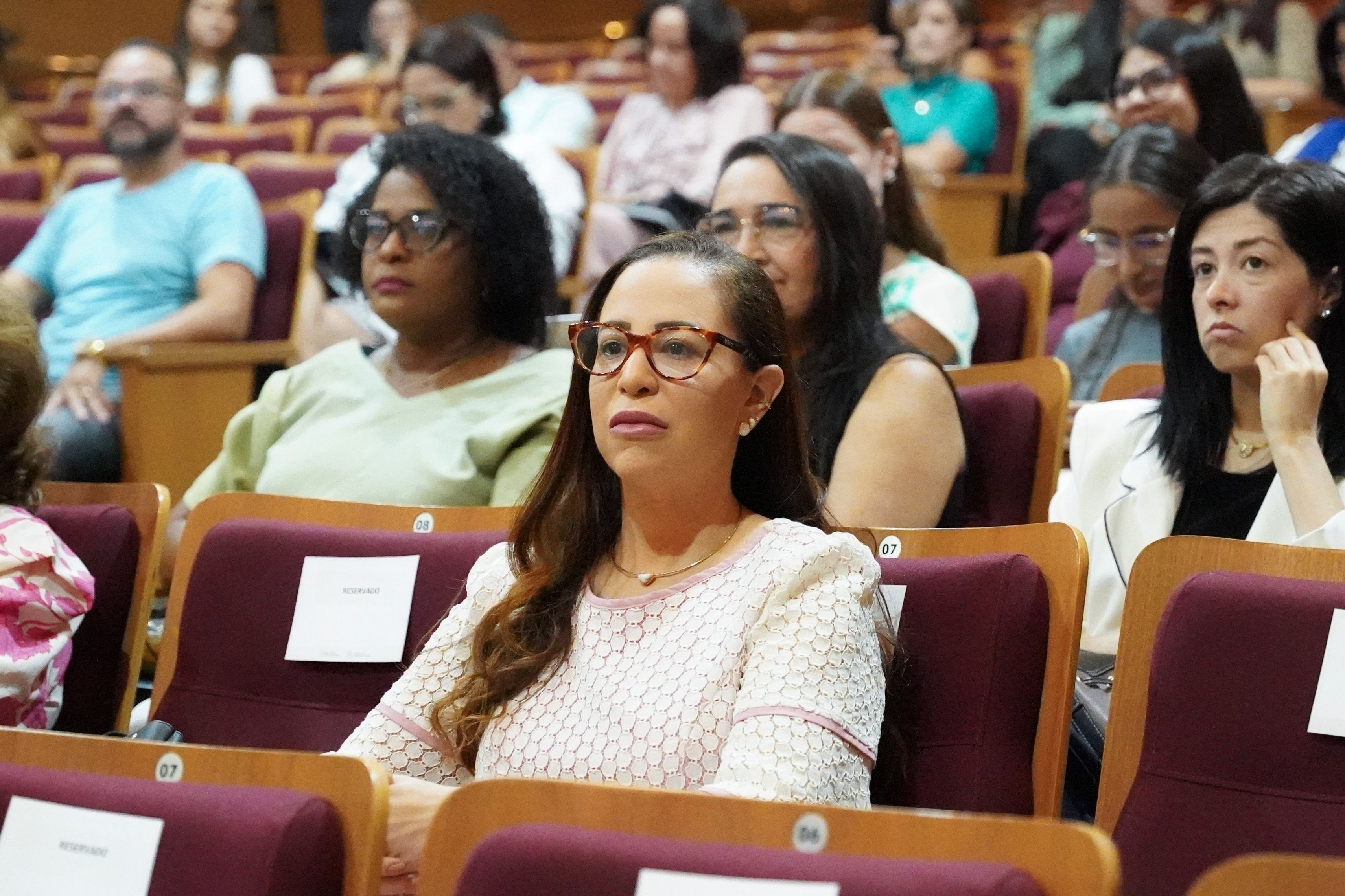 A coordenadora do Nudeca, defensora pública Elisa Maria, também participou do evento