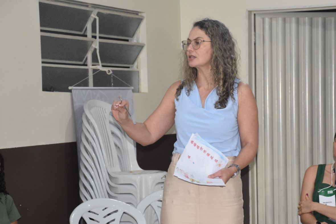 Defensora Pública falou sobre rede de proteção, a prevenção de violência, as formas de enfrentar, a importância da denúncia, entre outros pontos