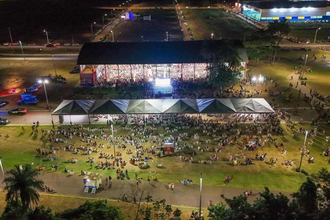 Na ocasião, foram selecionadas 416 pessoas beneficiadas com as unidades habitacionais denominadas Residencial Martins Jorge e Residencial Miguel.