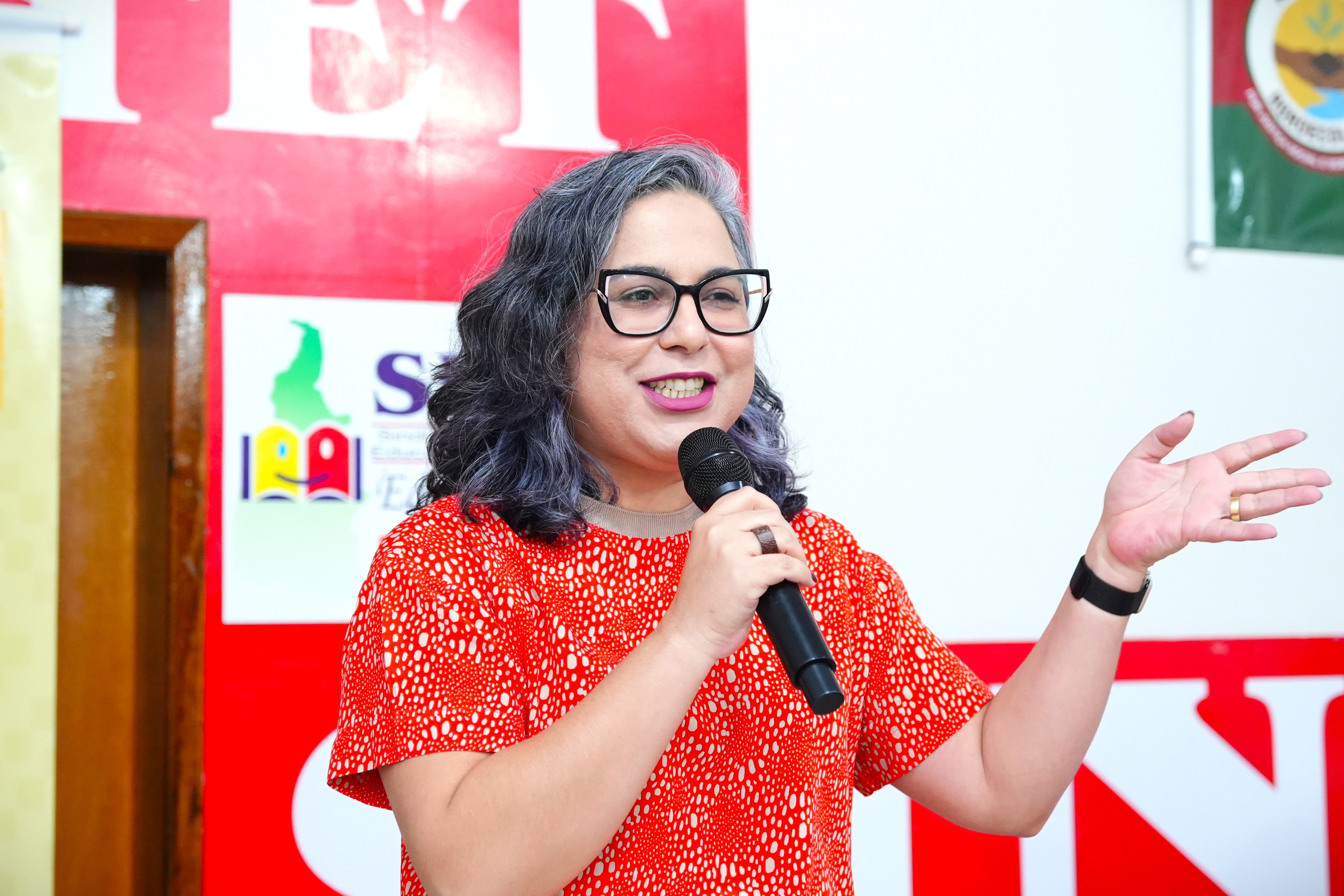A coordenadora do Núcleo da Defensoria Pública Agrária e Ambiental, Kenia Martins Pimenta, participou das discussões
