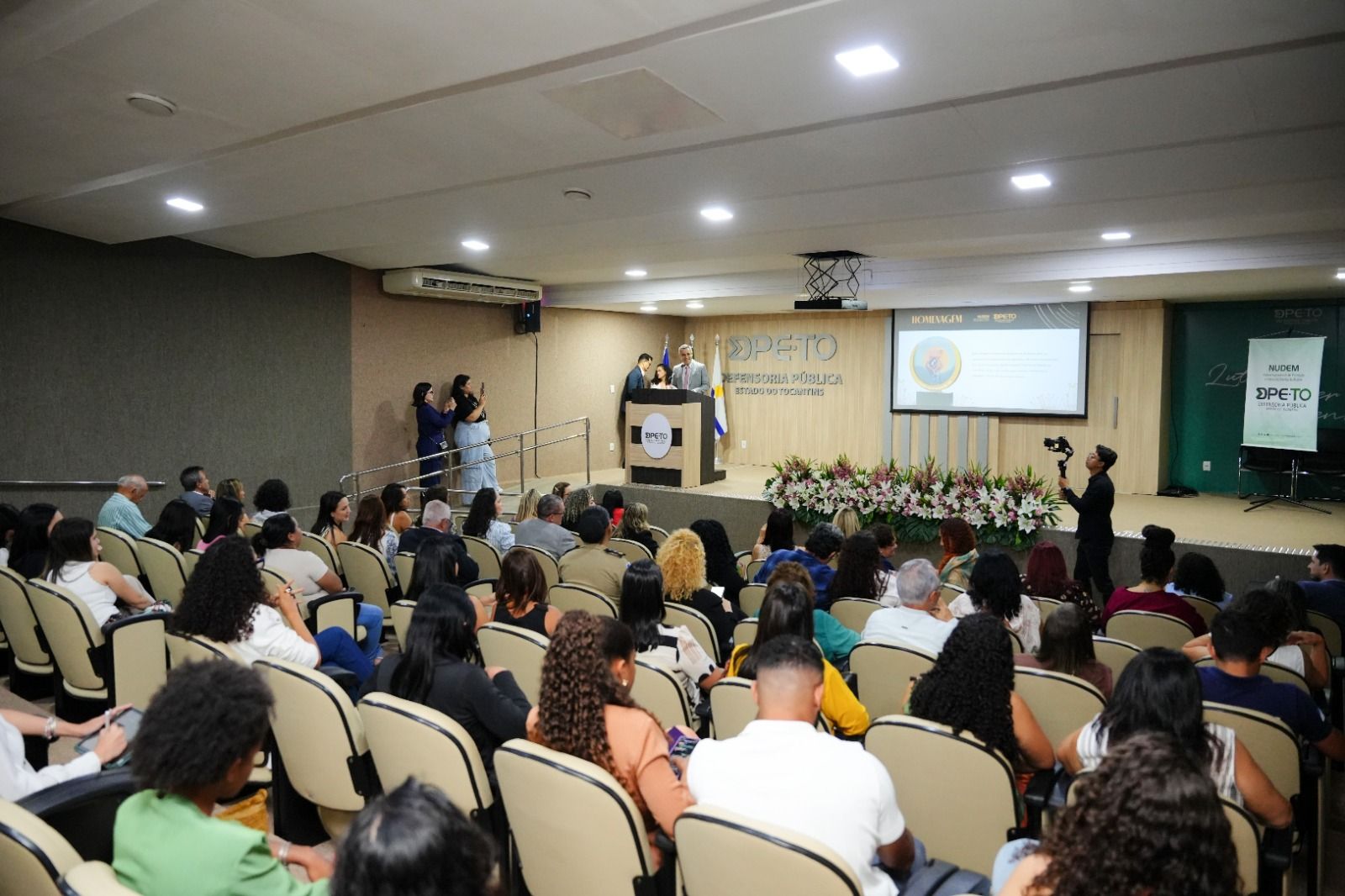 As homenagens e outras atividades foram realizadas durante a solenidade “Em Defesa dos Direitos das Mulheres”